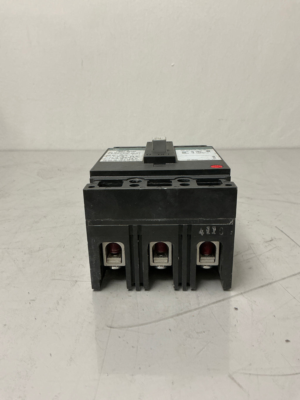 New GE TED134110 3Pole, 110Amps, 480 Volts Circuit Breaker