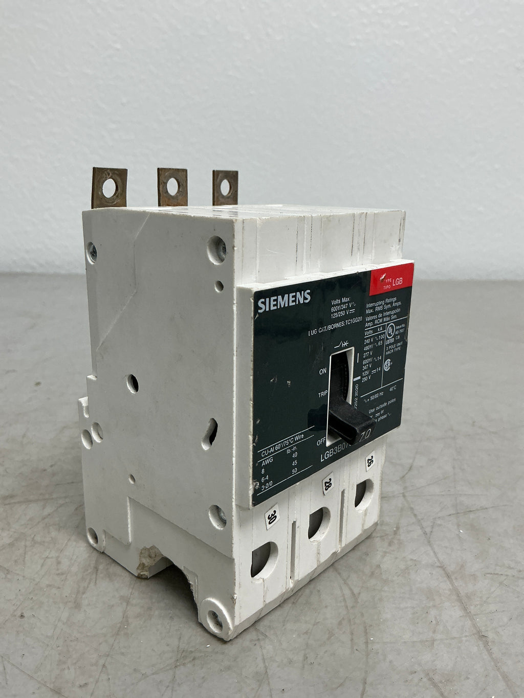 *CHIPPED* Used Siemens LGB3B070 3 Pole, 70 Amps, 480 Volts