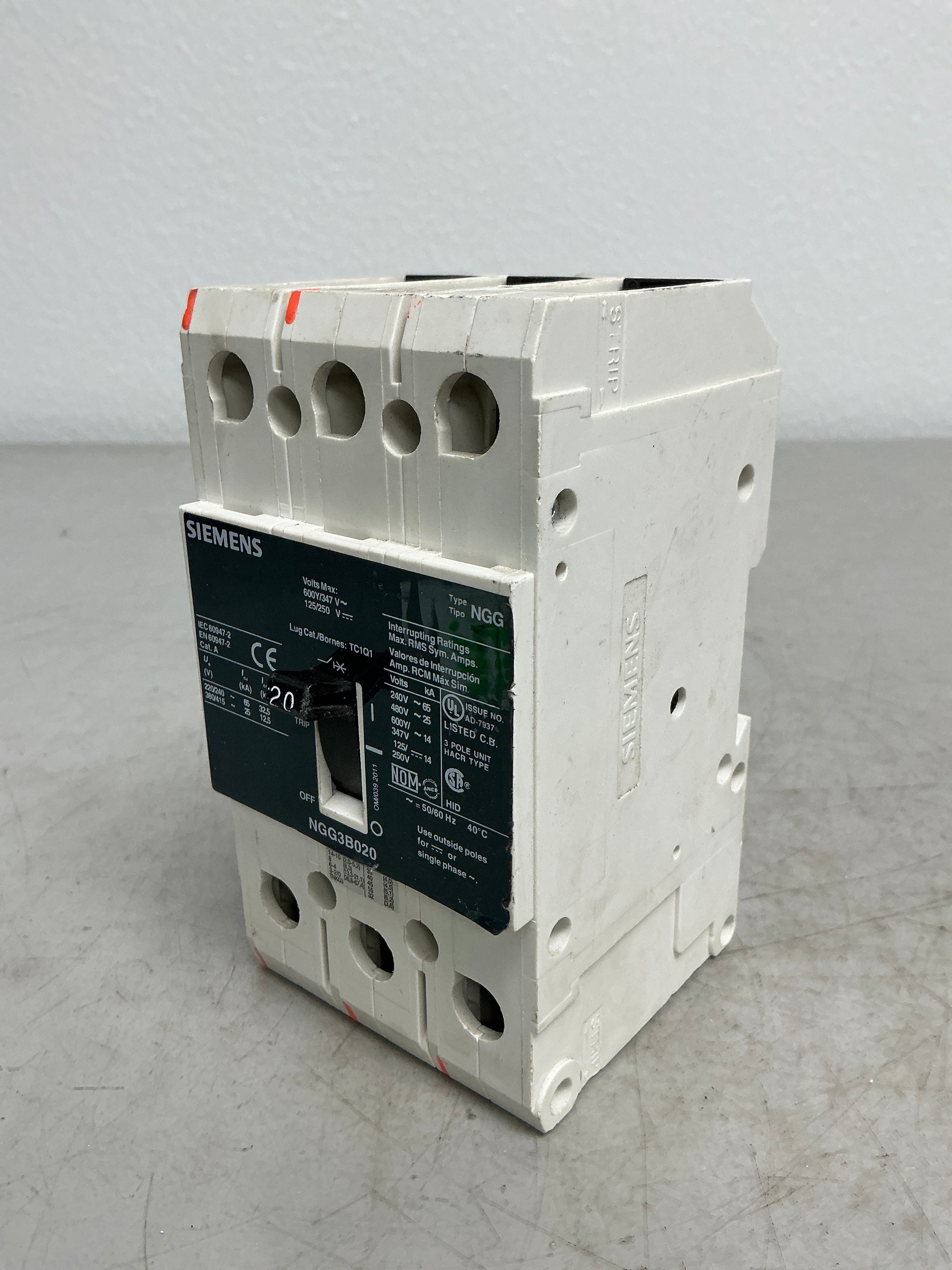 Used Siemens NGG3B020 3 Pole, 20 Amps, 480 Volts