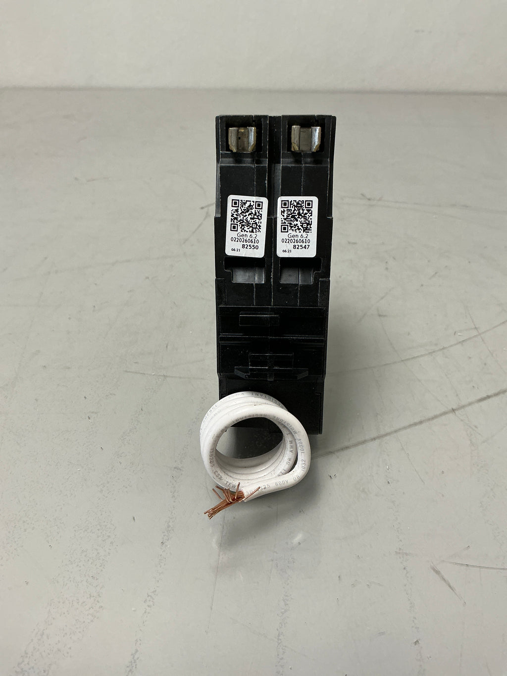 New Eaton CHFN240GF 2 Pole, 40 Amps, 120/240 Volt Circuit Breaker