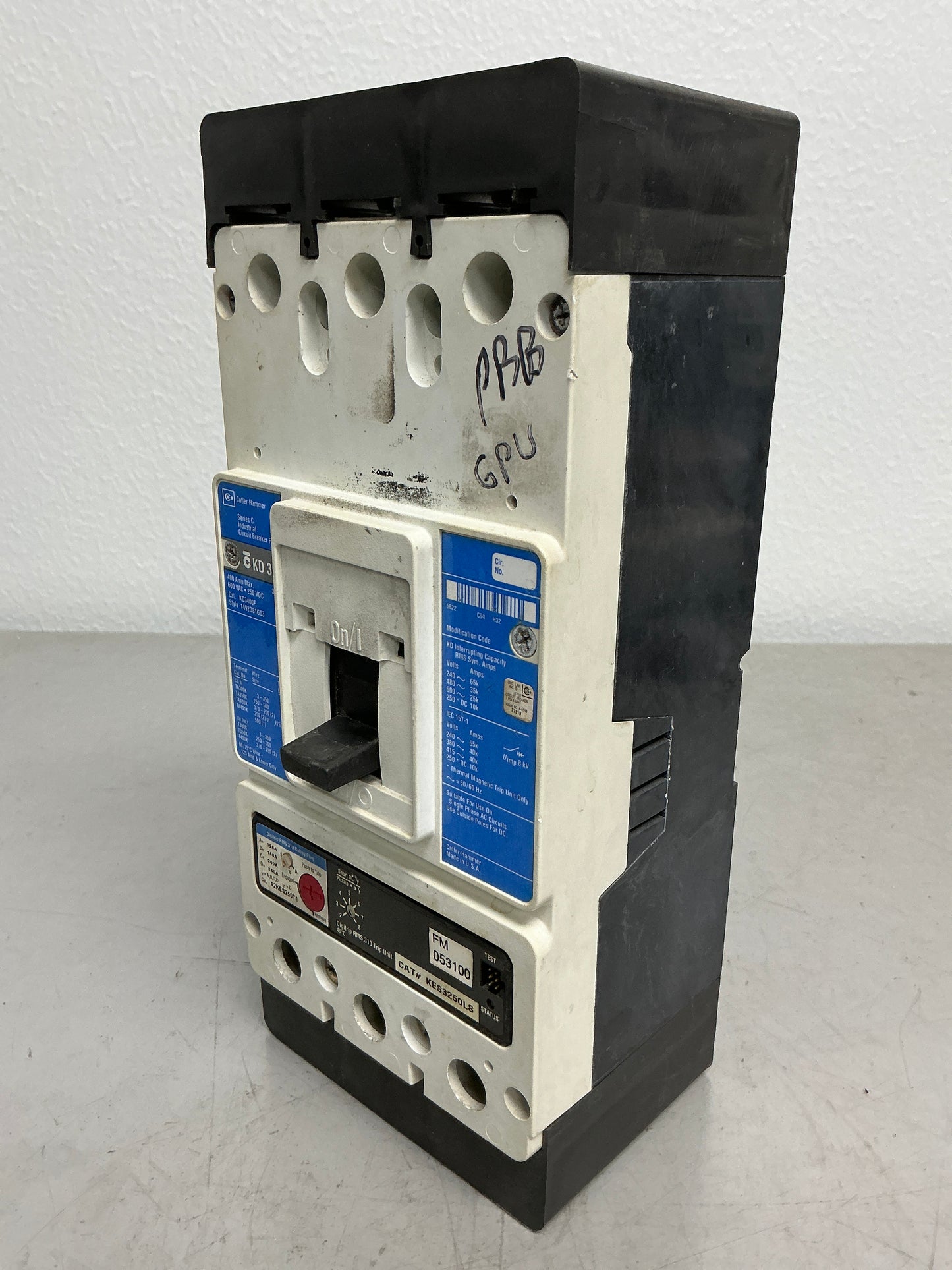 Used KD3250 3 Pole, 400 Amps, 600 Volts