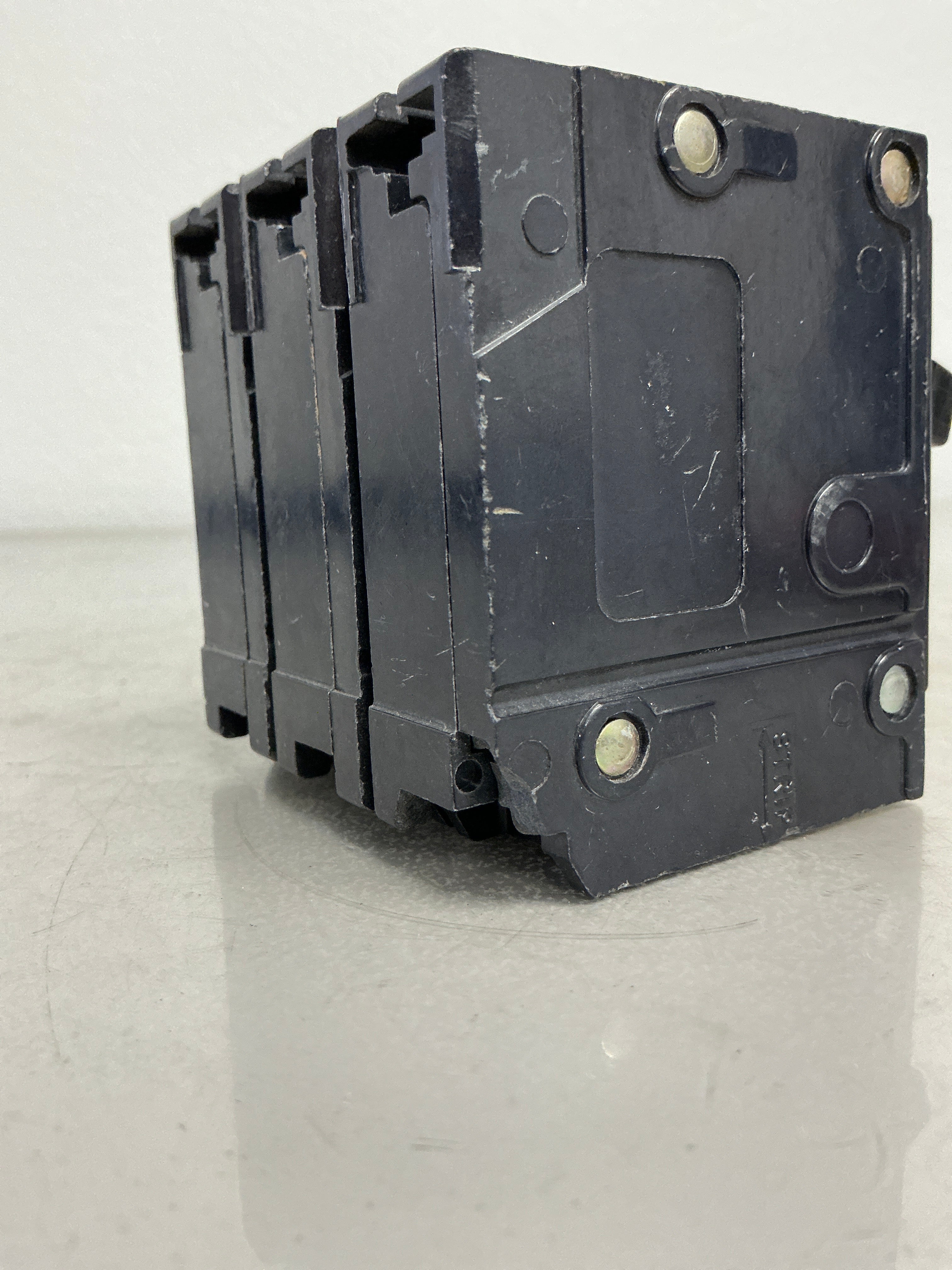 *CHIPPED* Used BR380 3 Pole, 80 Amps, 240 Volts
