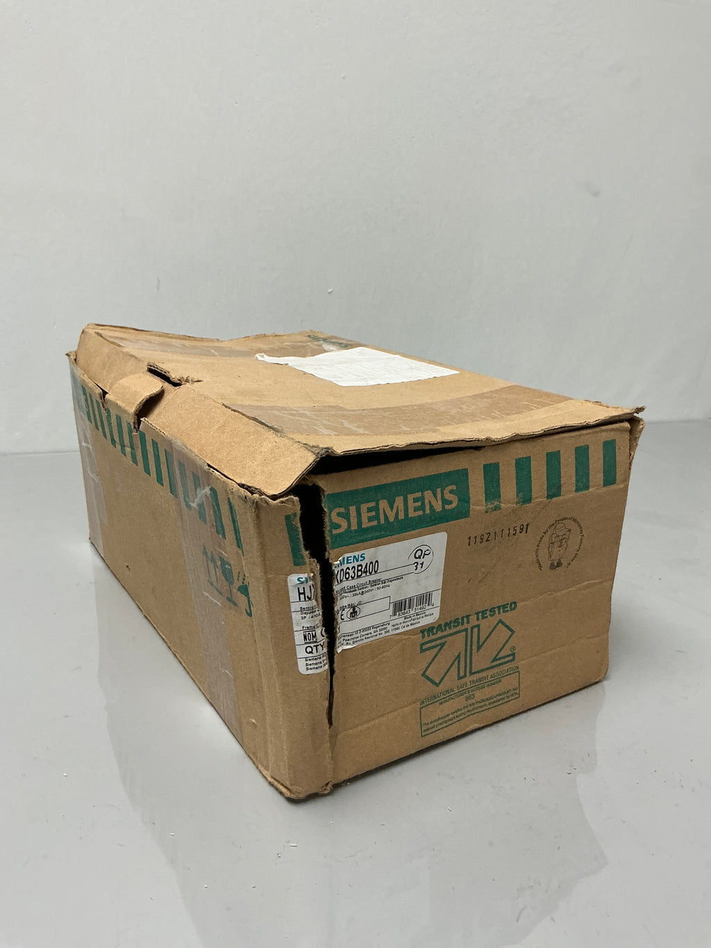 New Siemens HJXD63B400 3 Pole, 400 Amps, 600 Volts Circuit Breaker