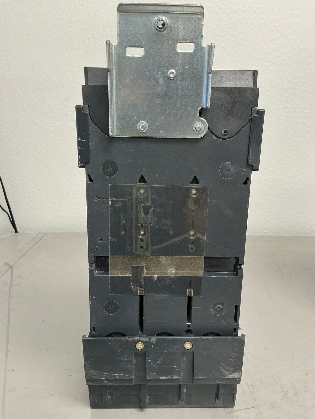 Used Square D LGA36400U44X 3 Pole, 400 Amps, 600 Volts