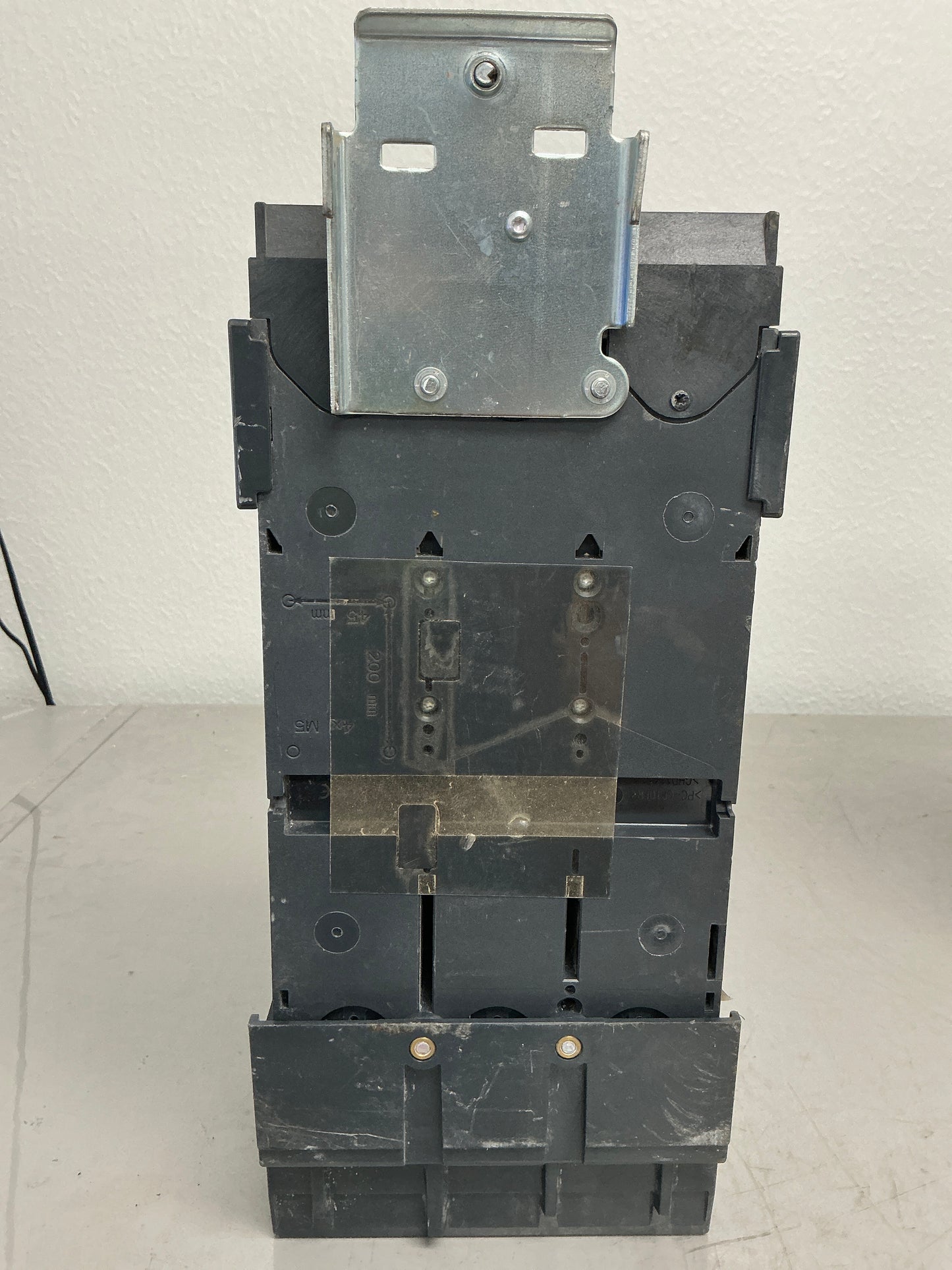 Used Square D LGA36400U44X 3 Pole, 400 Amps, 600 Volts