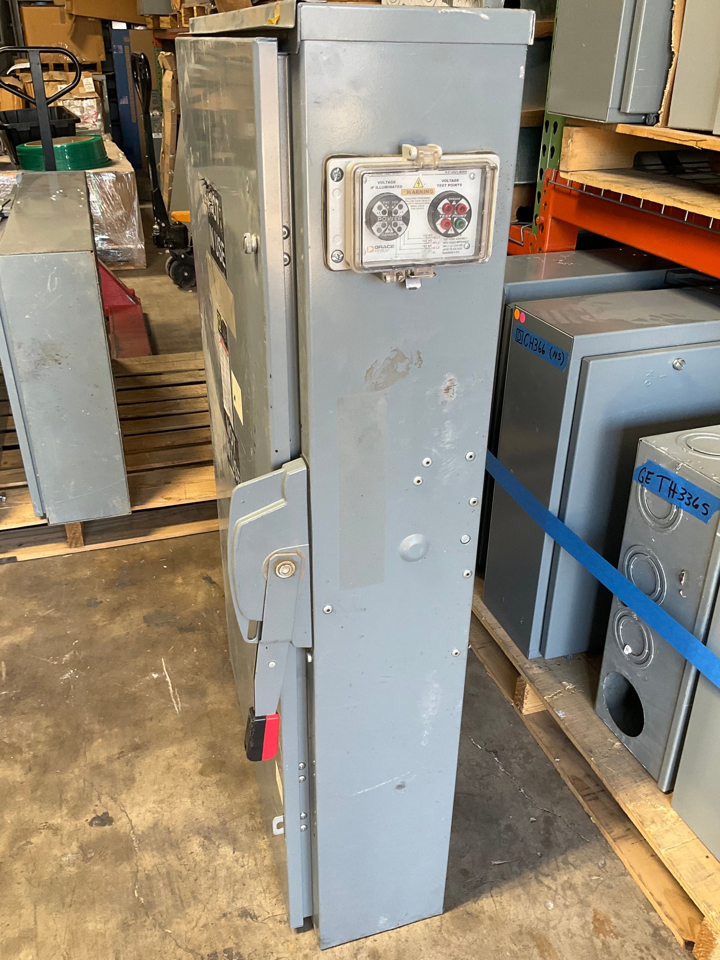 Used Square D H366NR Disconnect 600 Amp 600 Volt Fusible Outdoor
