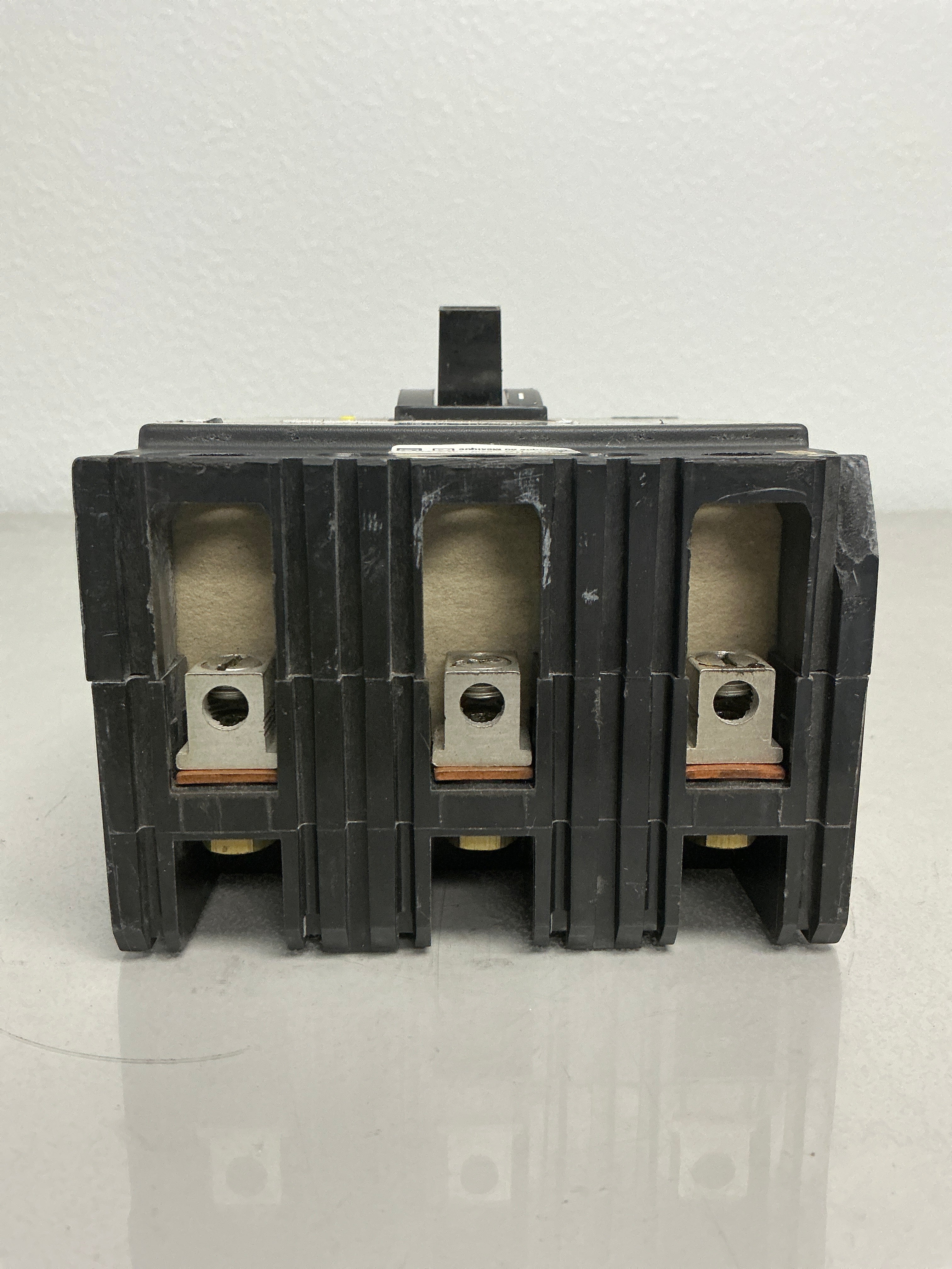 *CHIPPED* Used Square D FAL3603015M 3 Pole, 30 Amps, 600 Volt