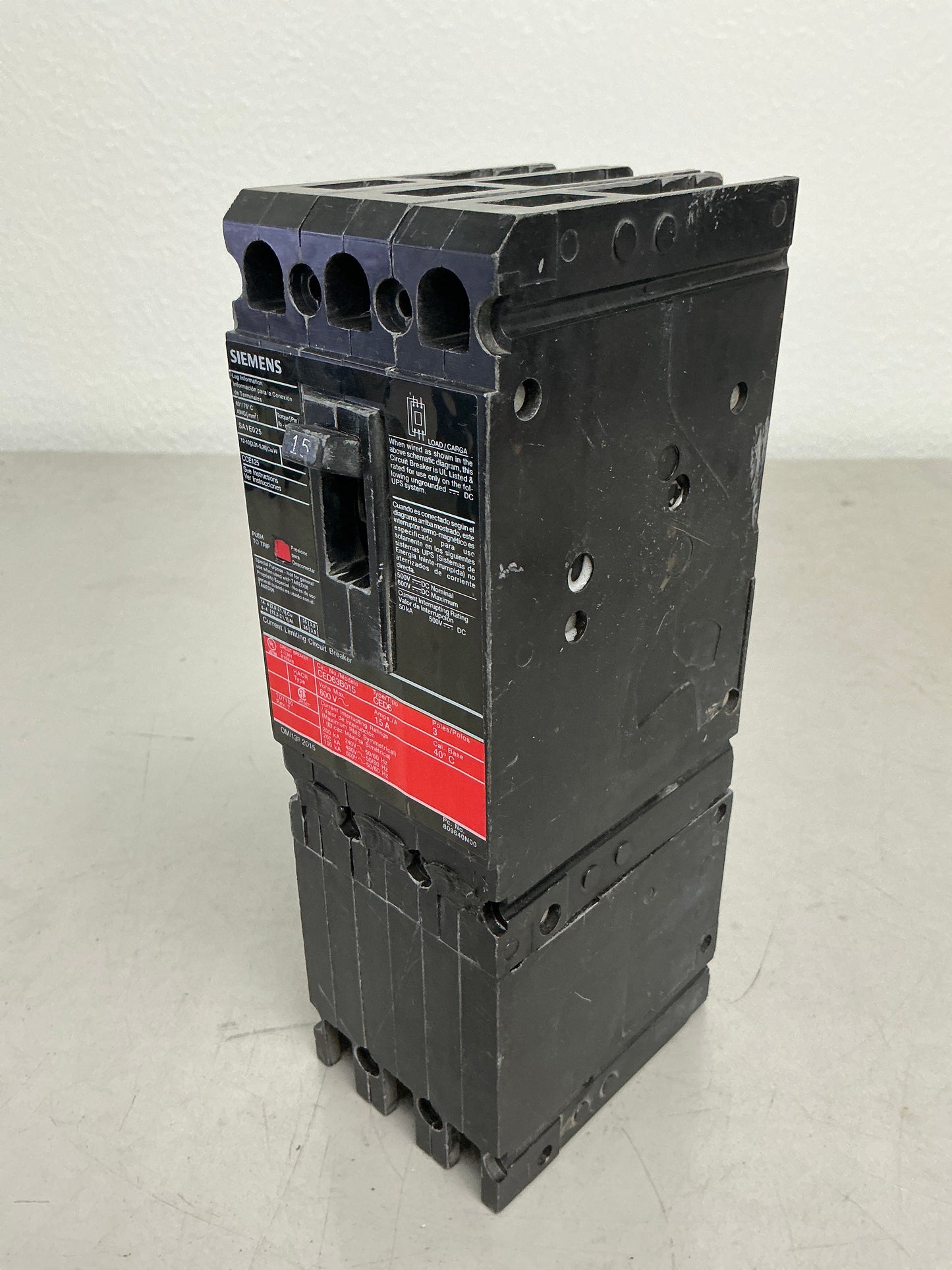 Used Siemens CED63B015 3 Pole, 15 Amps, 600 Volts