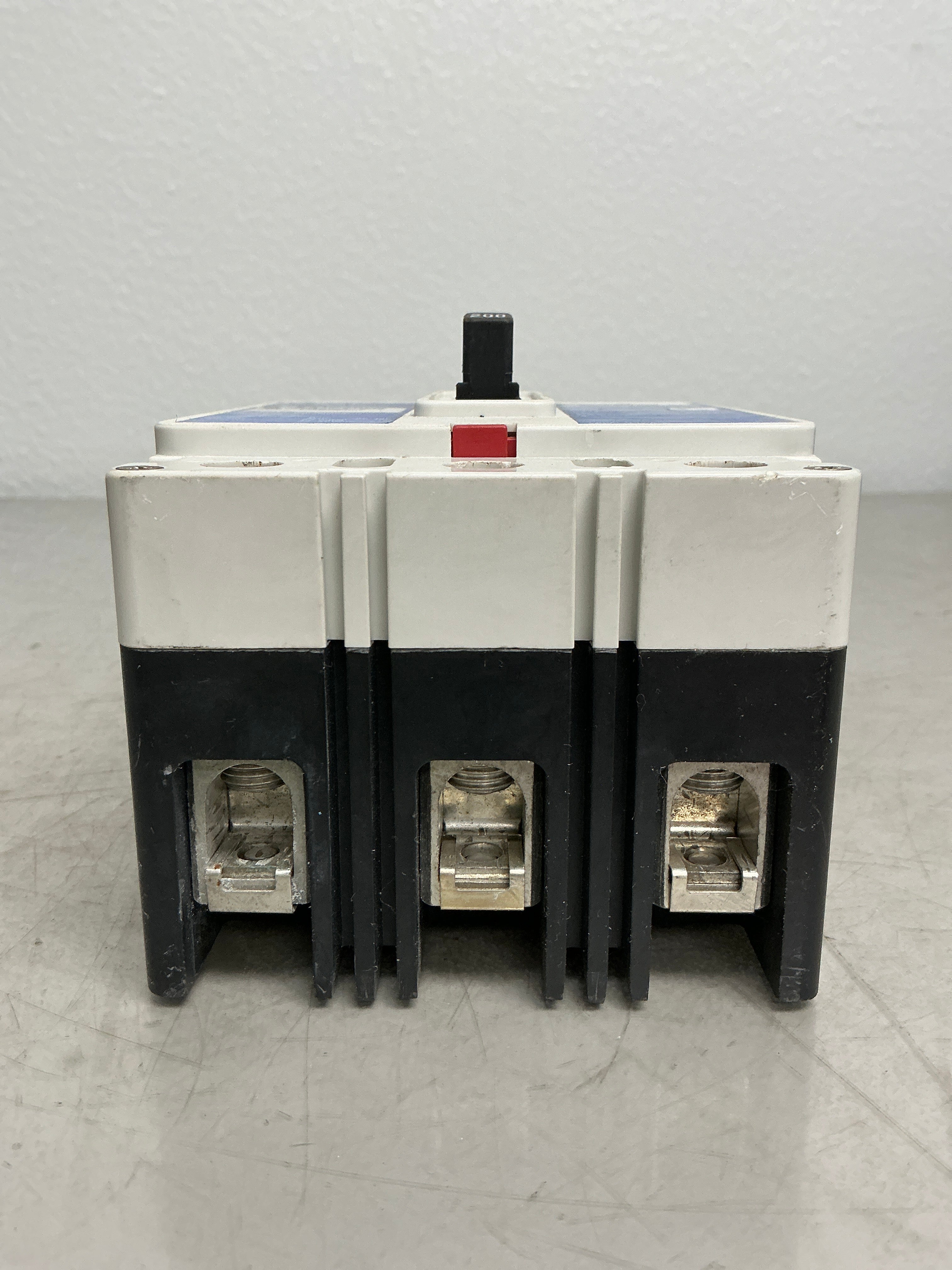 Used FD3200 3 Pole, 200 Amps, 600 Volts Circuit Breaker