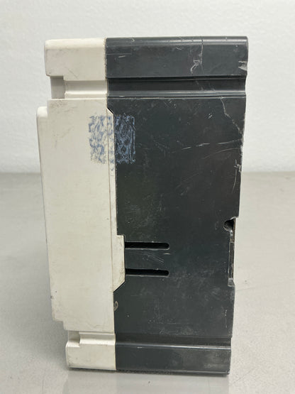 *CHIPPED* Used FD3100 3 Poles, 100 Amps, 600 Vac