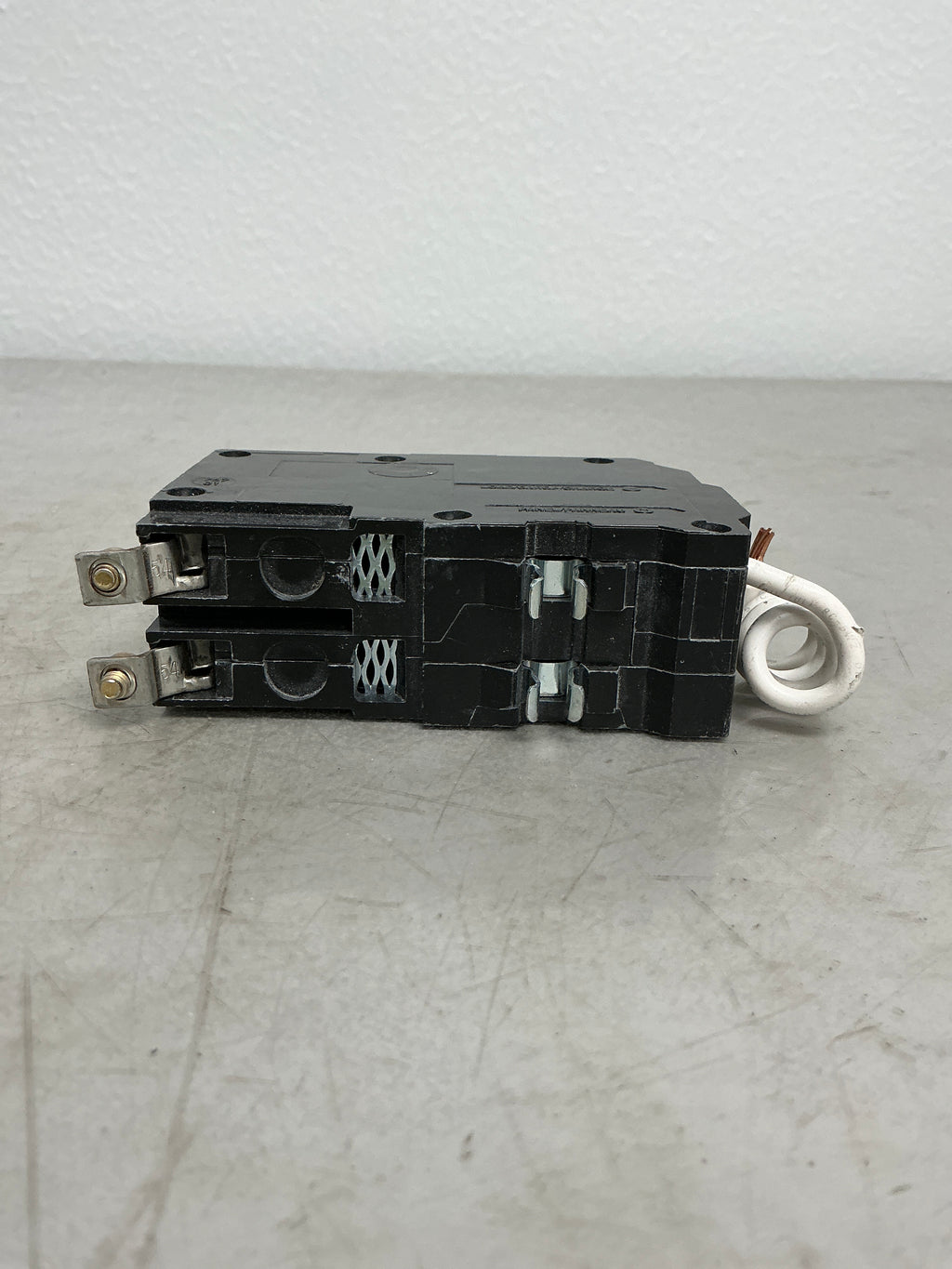 Used Square D QOB215GFCI 2 Pole, 15 Amps, 120/240 Volts Circuit Breaker