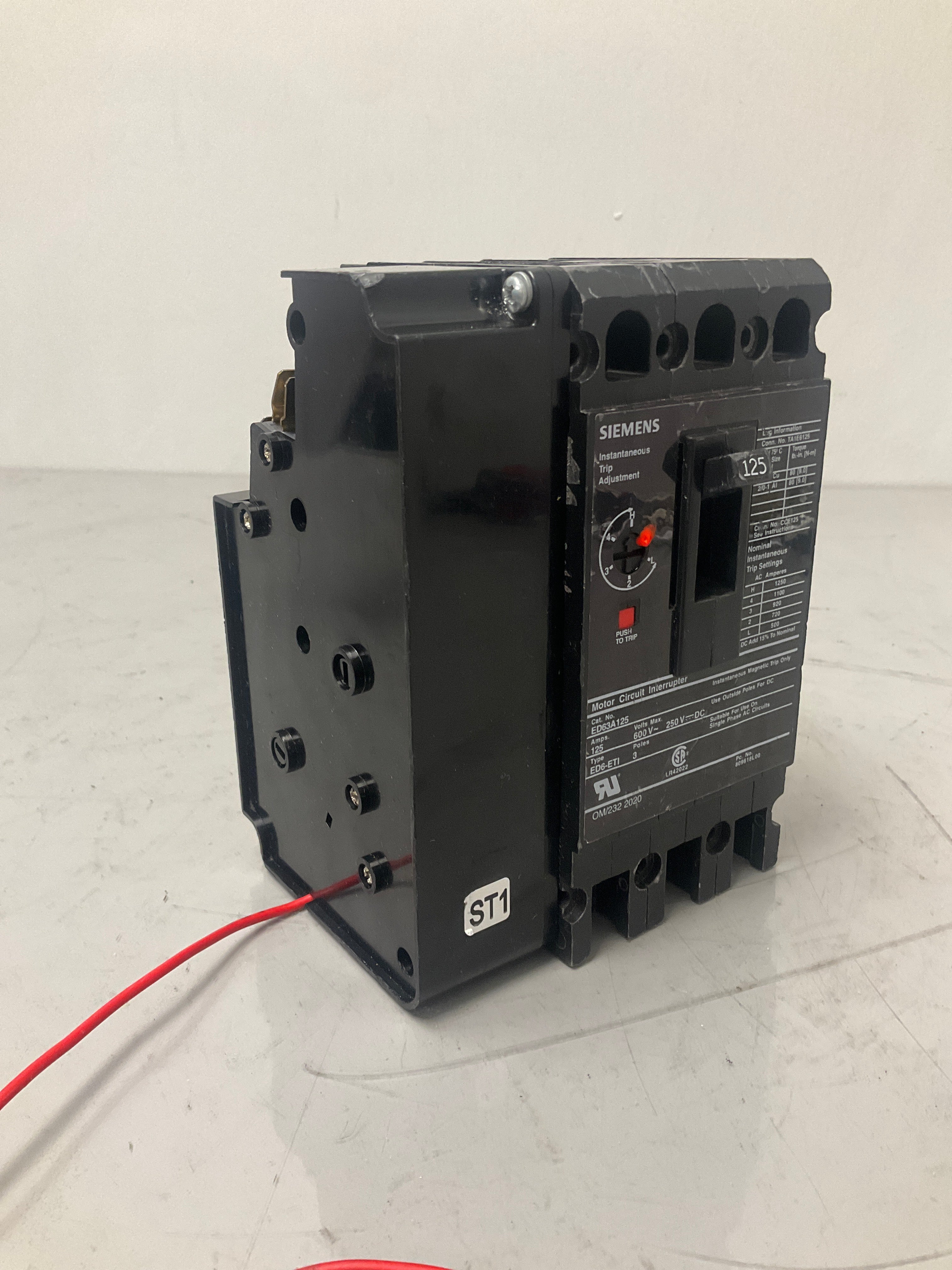 Used Siemens ED63A125 3 Pole, 125 Amps, 480 Volts Circuit Breaker