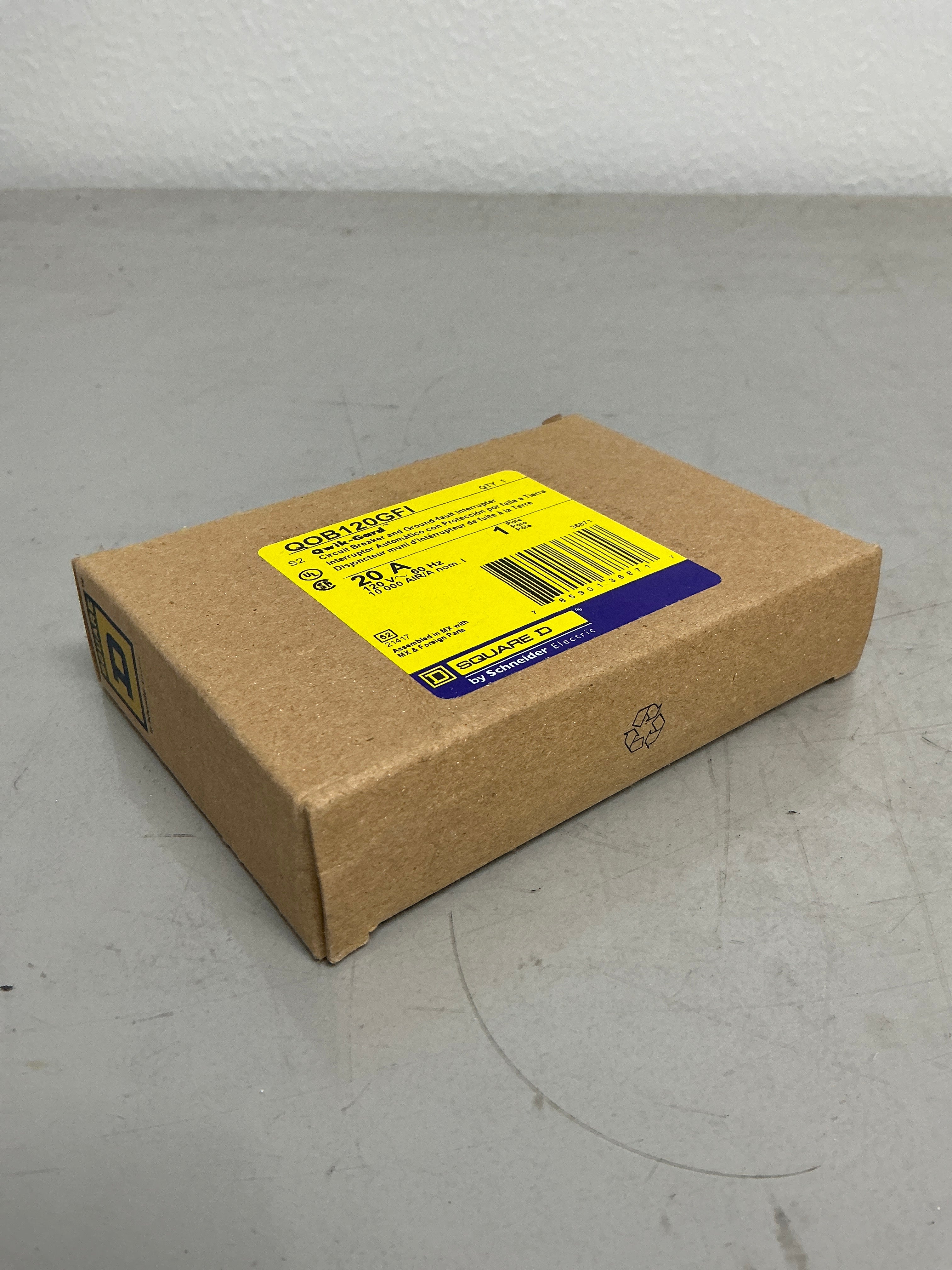 New Square D QOB120GFI 1 Pole, 20 Amps, 120 Volts