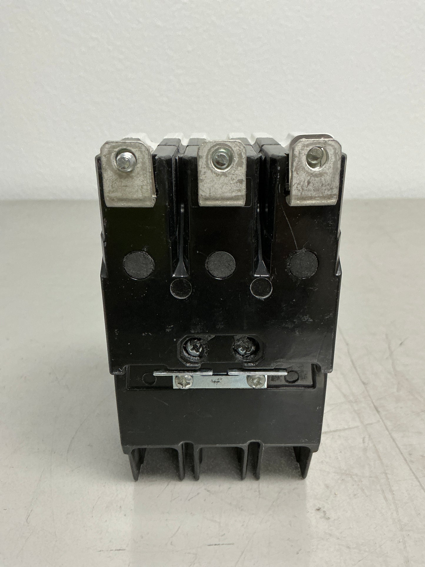 New ABB TEYH3020B 3 Pole, 20 Amps