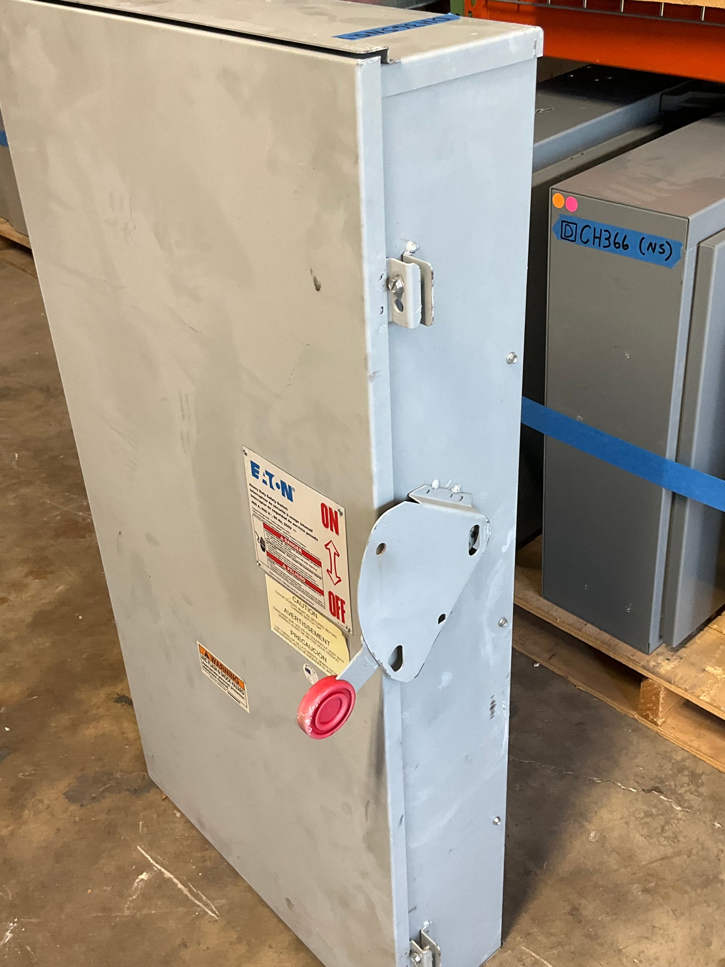 Used Cutler-Hammer DH365NRK Disconnect 400 Amp 600 Volt Fusible Outdoor