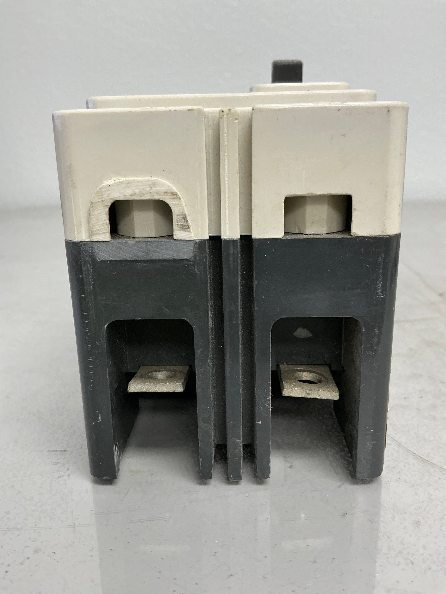 New Eaton ED2200 2 Poles, 200 Amps, 240 Volts