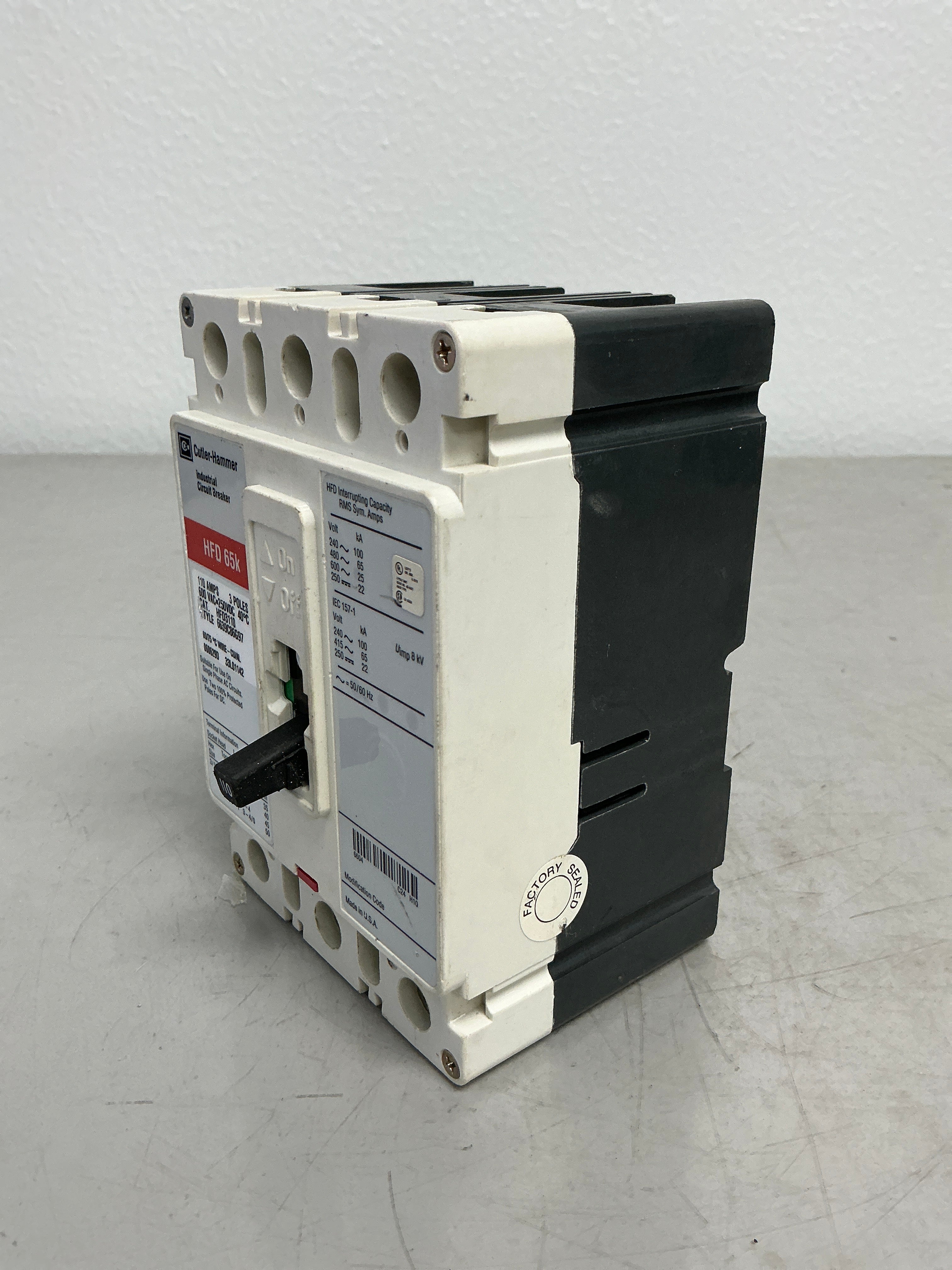 New HFD3110 3 Poles, 110 Amps, 600 Volts