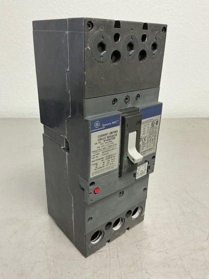 *CHIPPED* Used SFHA36AT0250 3 Pole, 250 Amps, 600 Volts