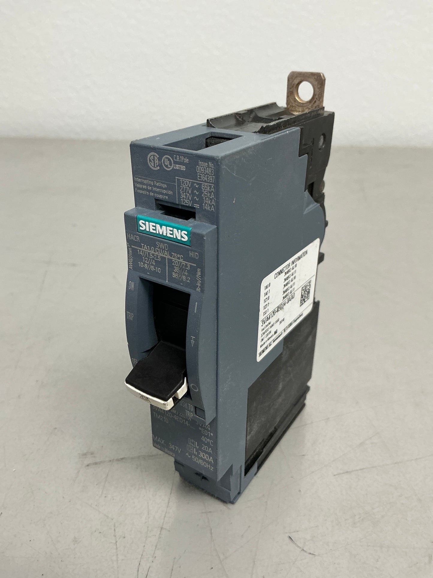 Used Siemens 3VA4120-4ED14-0AA0 Single Pole, 20 Amps