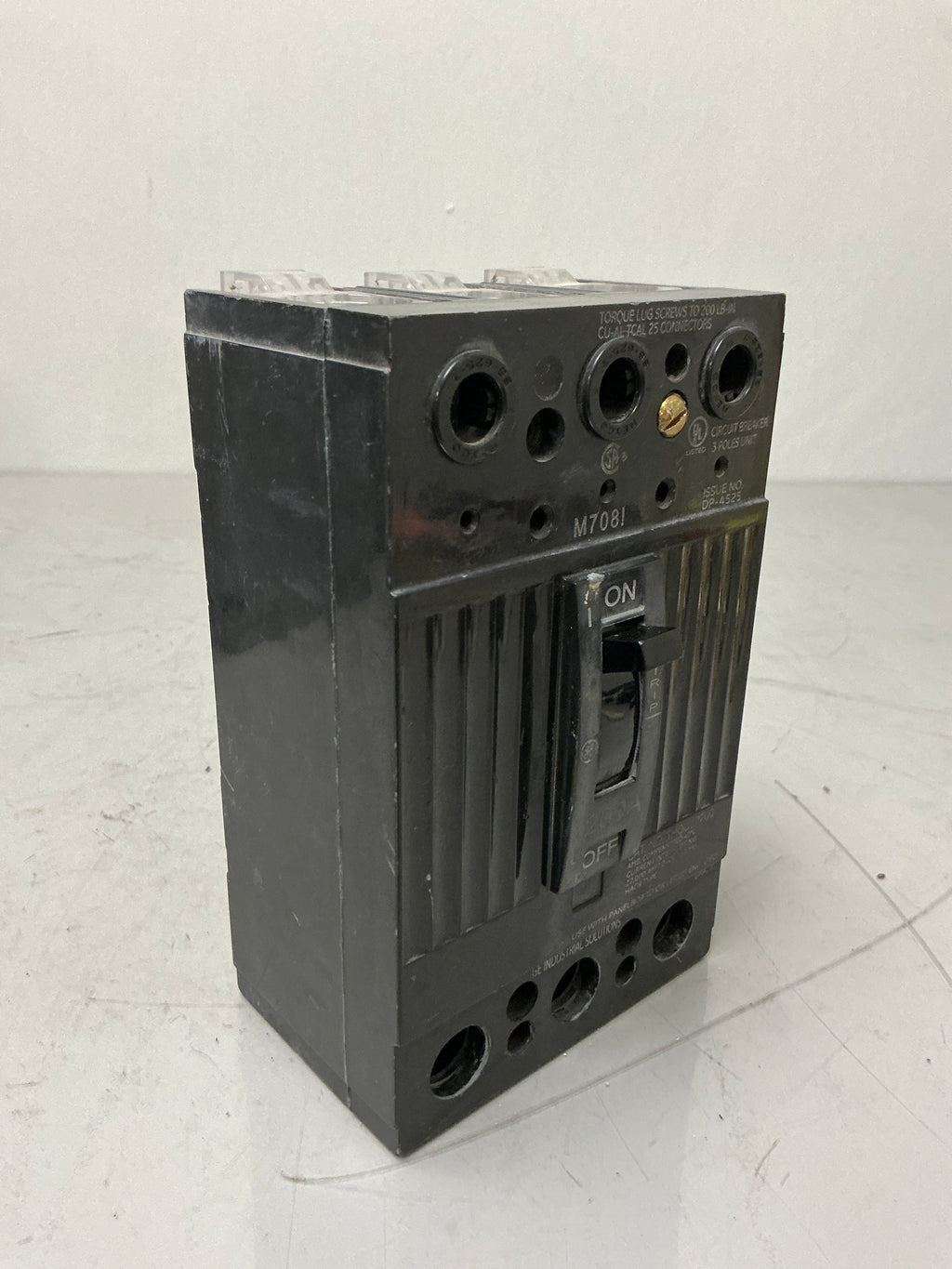 Used THQD32200 3 Pole, 200 Amps, 240 Volts Circuit Breaker
