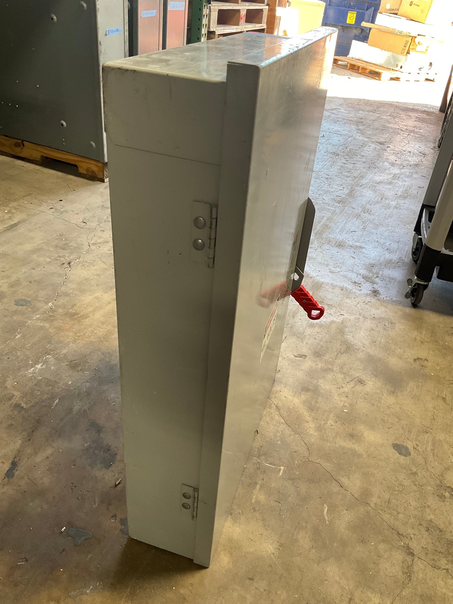 Used Siemens HNF365RA Disconnect 400 Amp 600 Volt Non Fuse Outdoor 3R