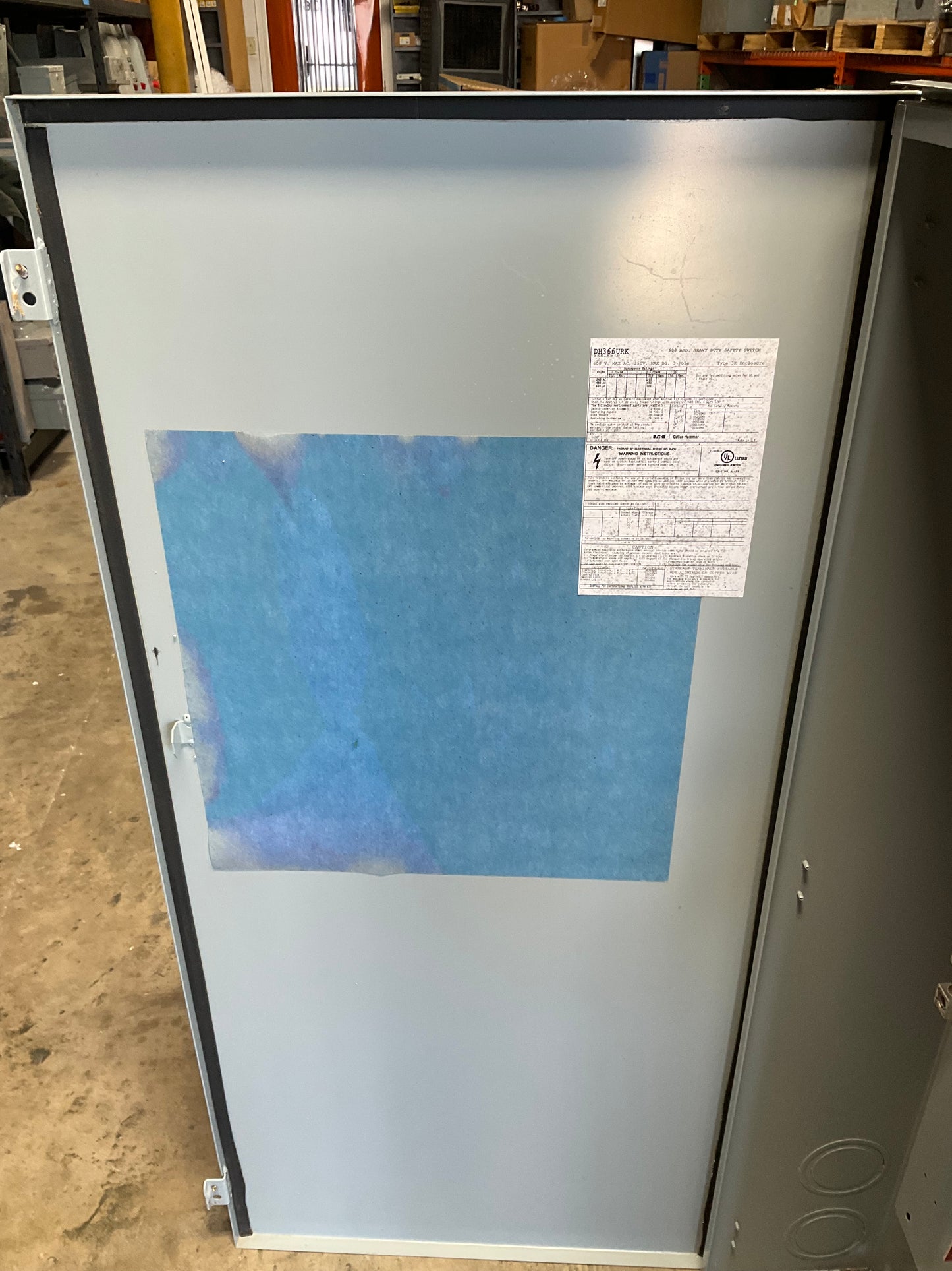 New Eaton DH366URK Disconnect 600 Amp 600 Volt Non Fusbile Outdoor