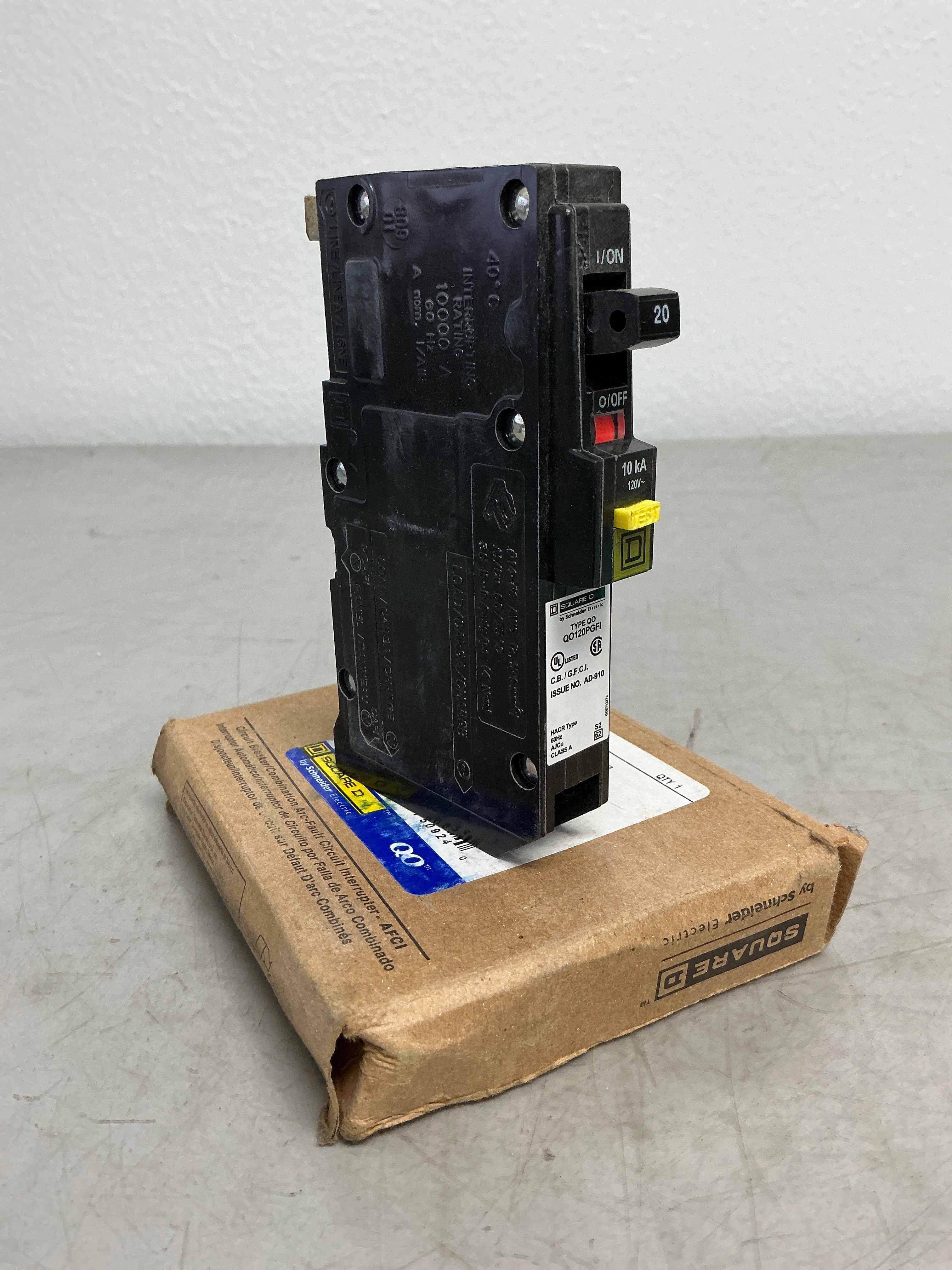 Used Square D QO120PGFI 1 Pole, 20 Amps, 240 Volts