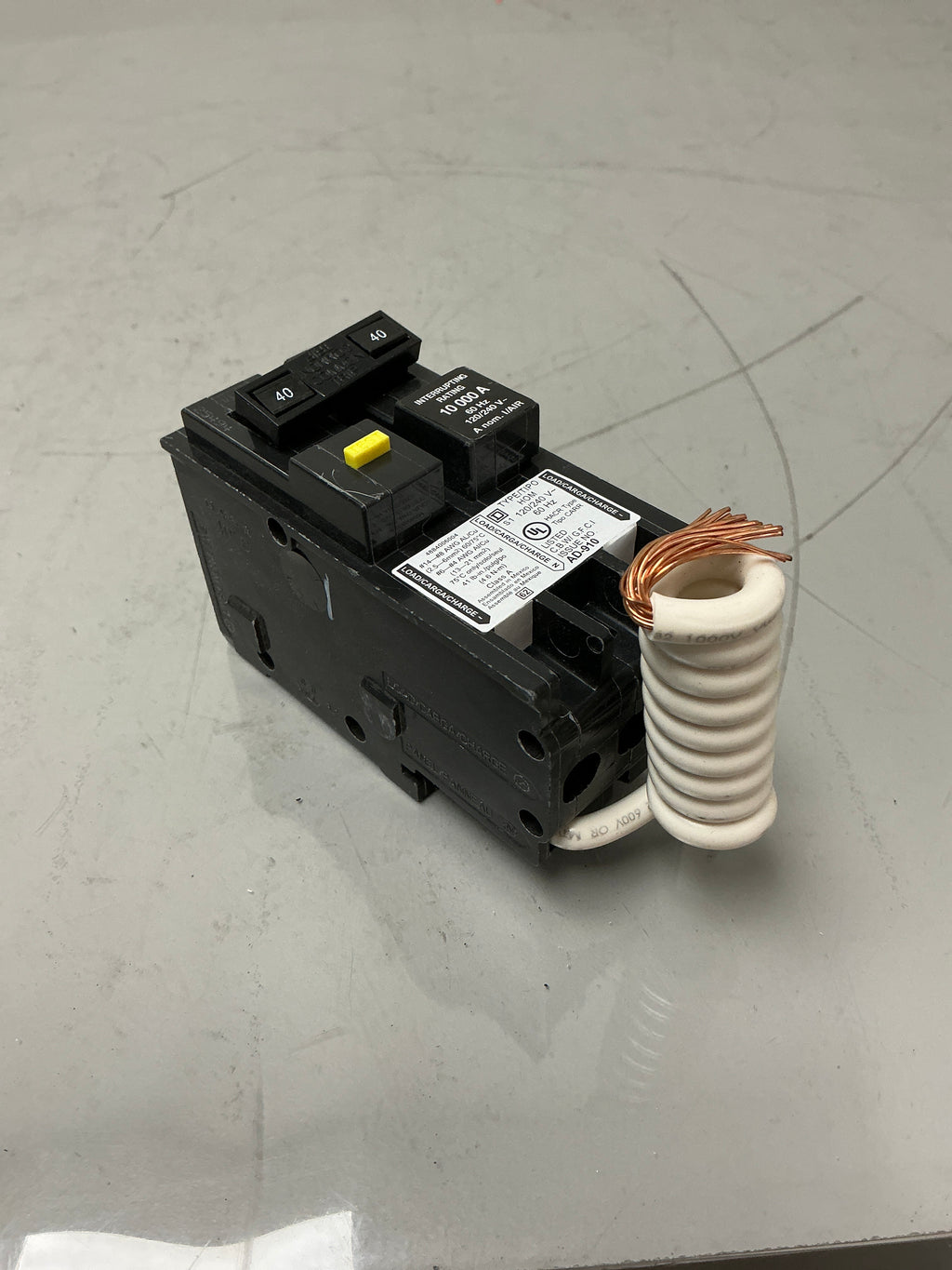 New Square D HOM240GFI 2 Pole, 40 Amps, 240 Volts Circuit Breaker