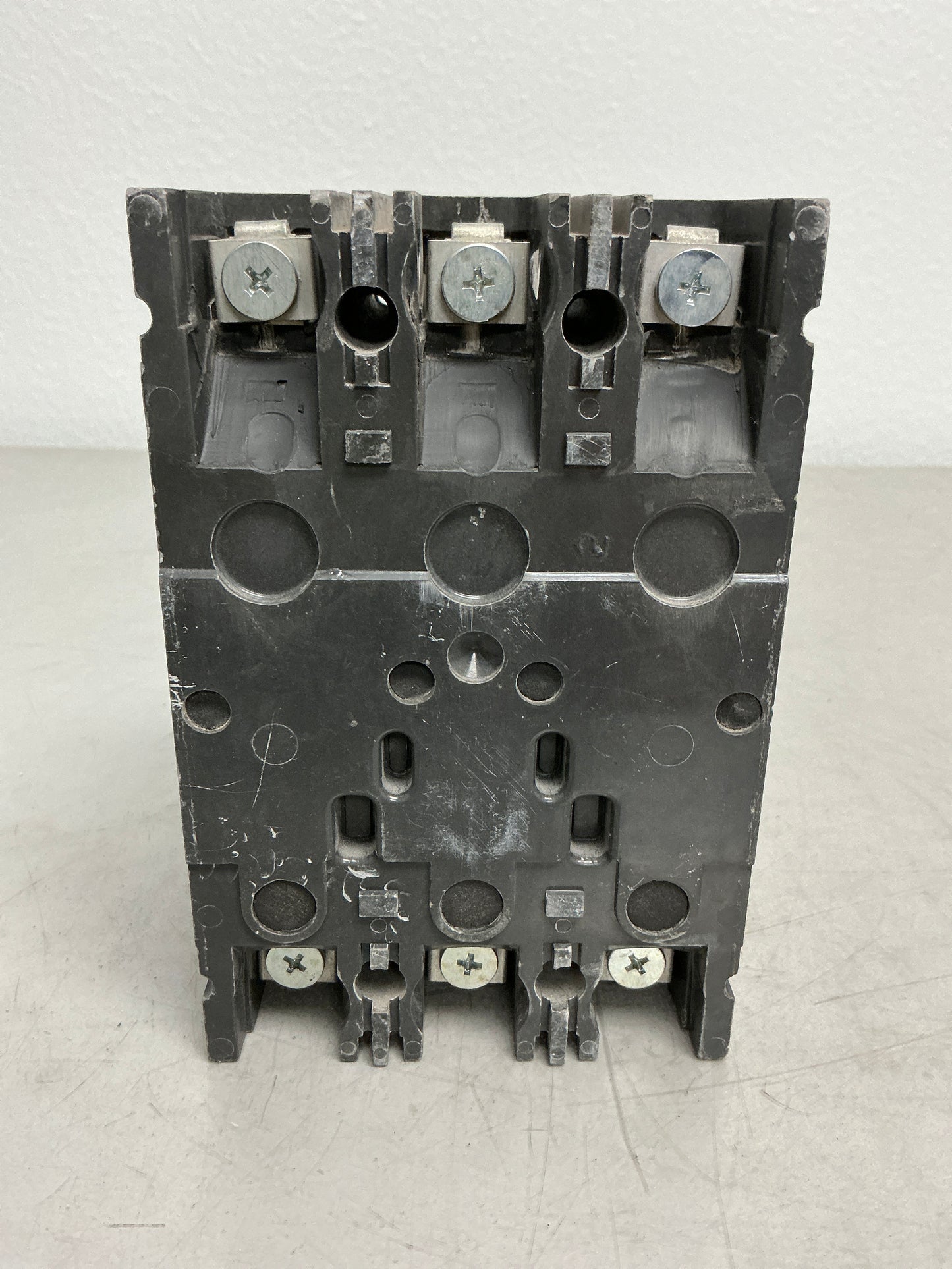 Used TEC36100 3 Pole, 100 Amps,600 Volts Circuit breaker