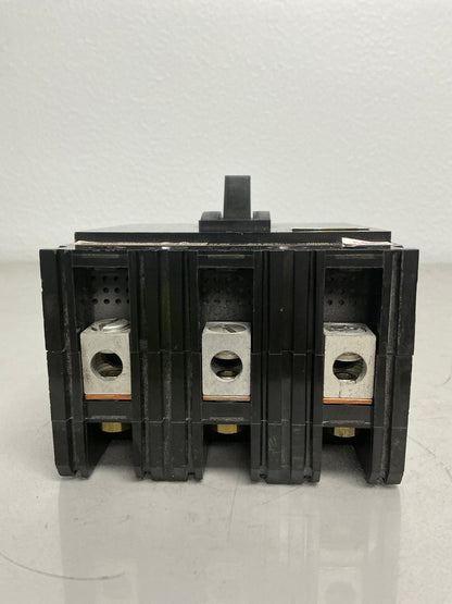 *CHIPPED*Used Square D FAL34100 3 Pole, 100 Amps, 480 Volts