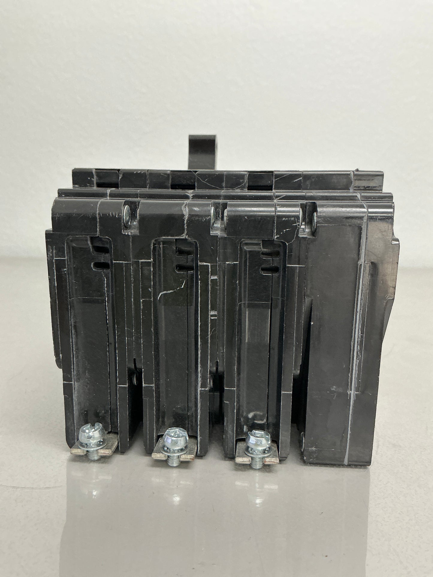 Used EGB34035SA 35 Amps, 480 Volts, 3 Poles