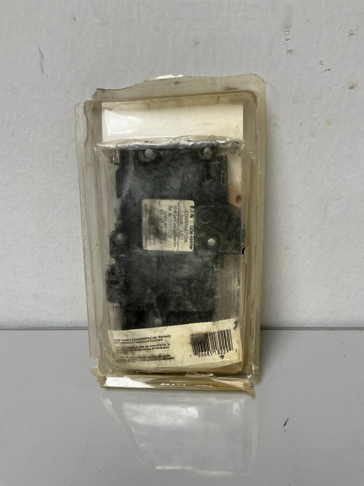 New Eaton CH115CAFCS 1 Pole, 15 Amps, 120 Volts Circuit Breaker