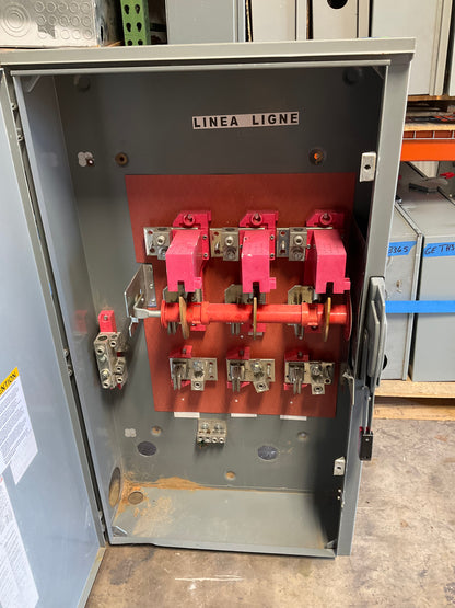 Used Square D H325NR Disconnect 400 Amp 240 Volt Fusible Outdoor