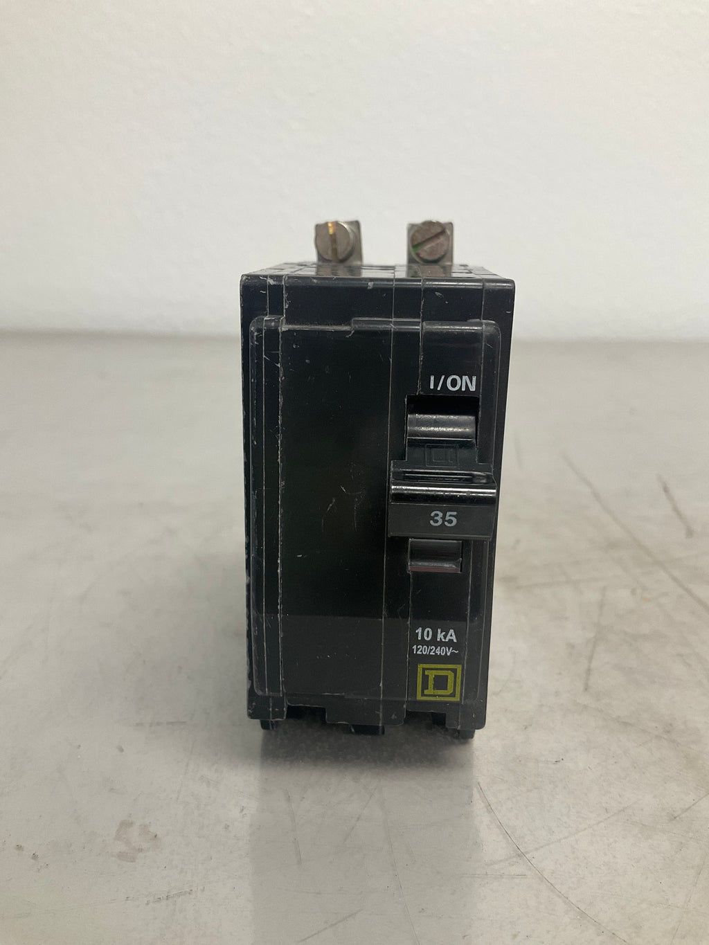 Used Square D QOB235 2 Pole, 35 Amps, 240 Volts