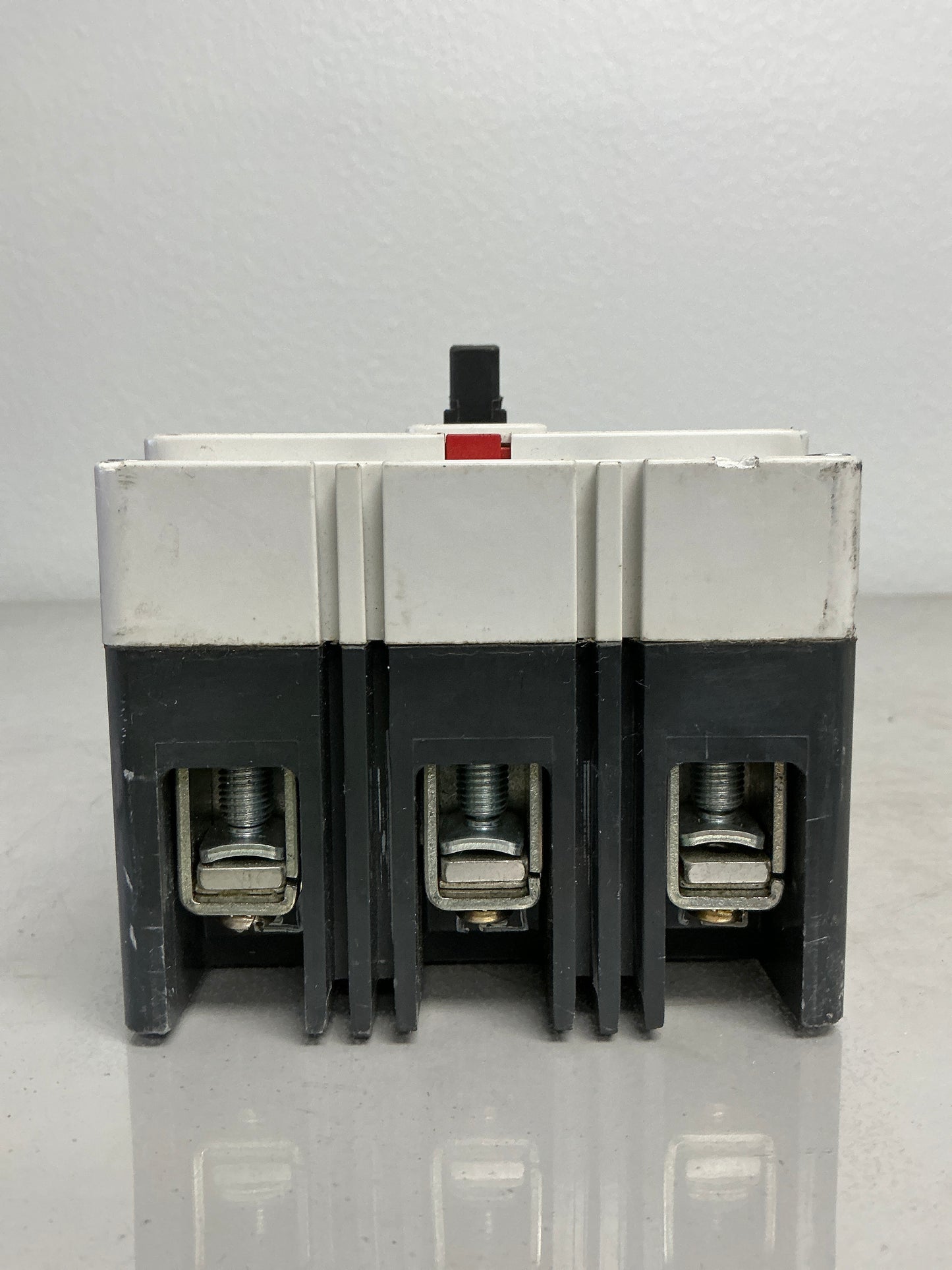 New Eaton FD3025BP10 3 Poles, 25 Amps, 600 Volts