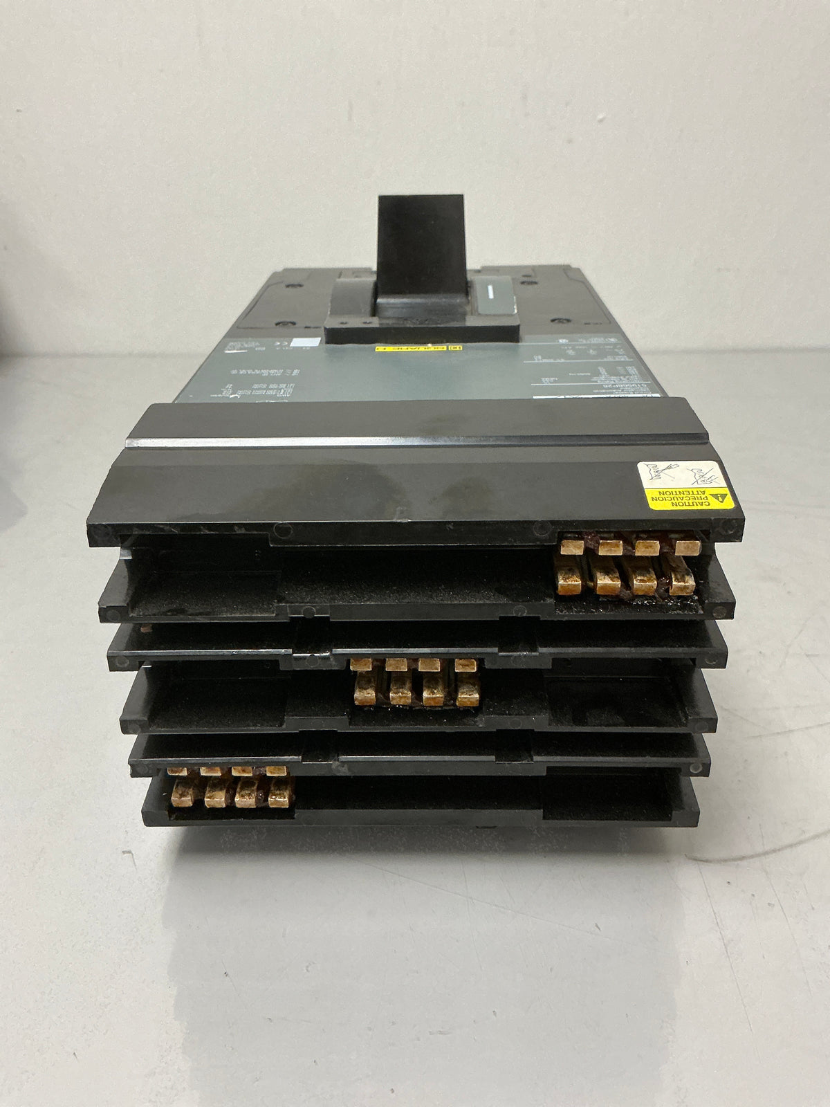 Used Square D LA 519568P28 3 Pole, 400 Amps, 600 Volts Circuit Breaker