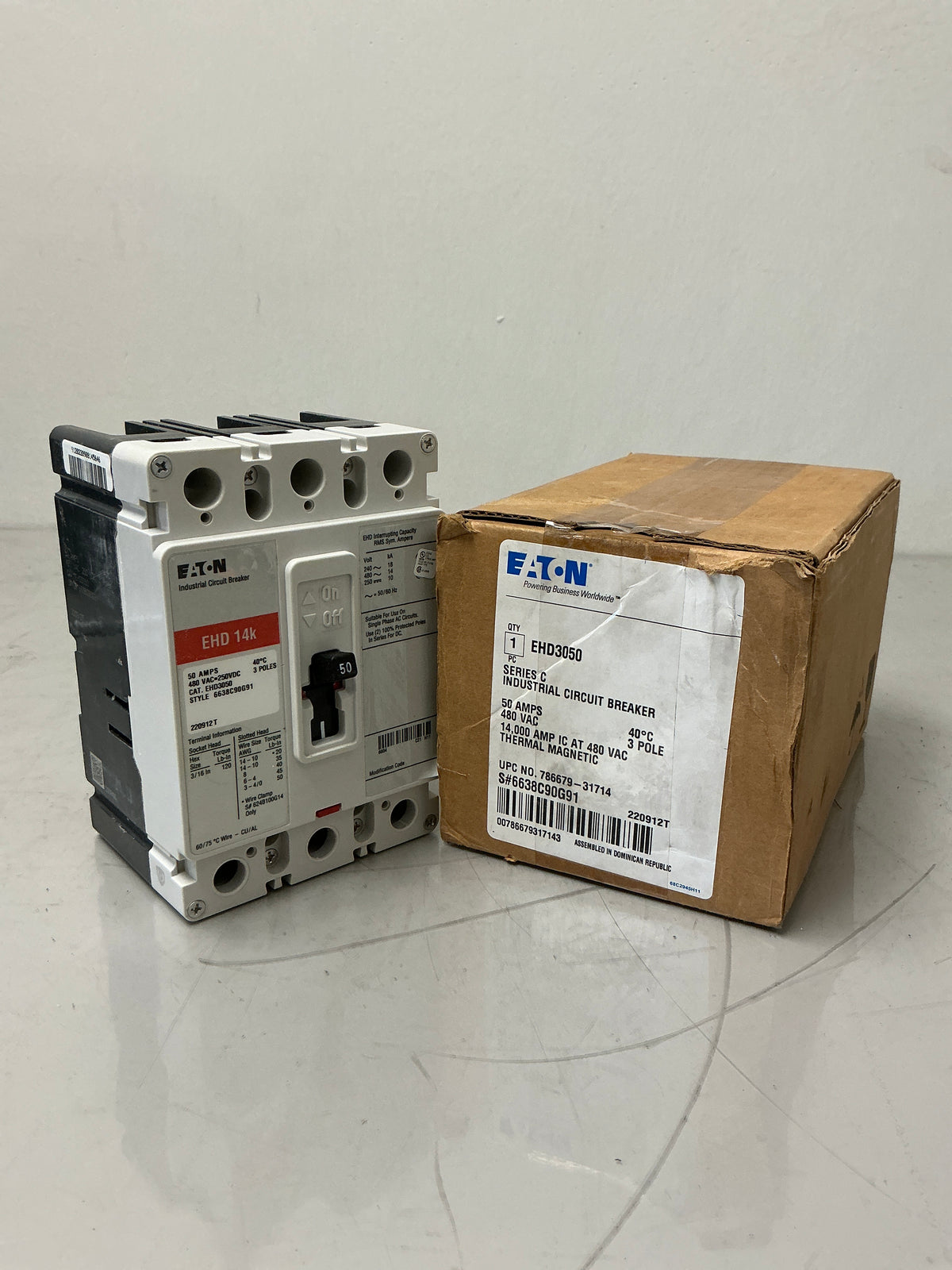 New Eaton EHD3050 3 Pole, 50 Amps, 480 Volts Circuit Breaker