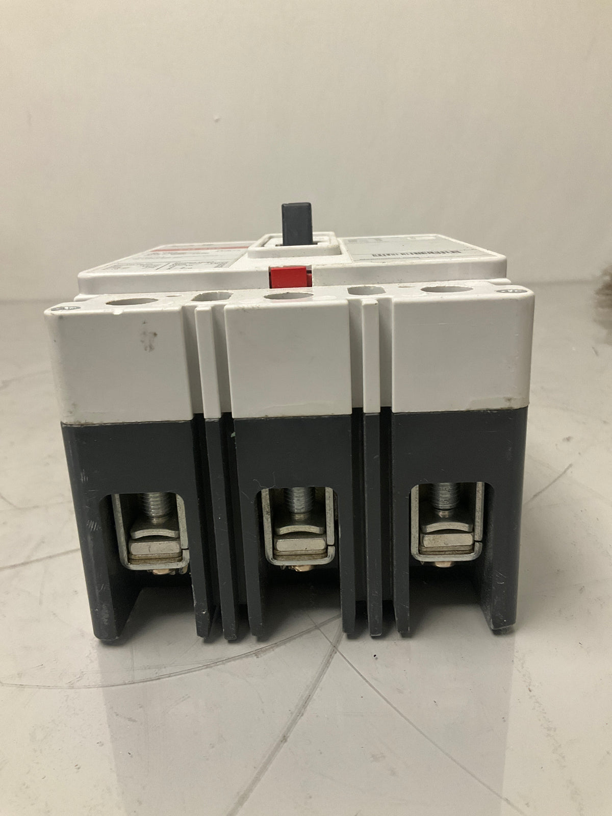 New Eaton FD3045 3 Pole, 45 Amps, 600 Volts Circuit Breaker