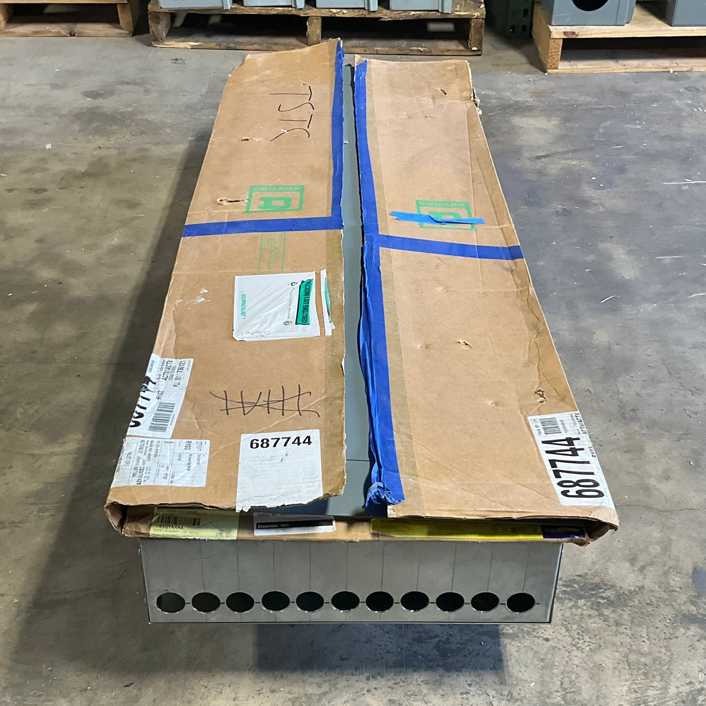 Square D Panelboard 250 Amp 480/277 Volt 3 Phase 4 Wire Main Breaker 42 Circuit (item#p18)