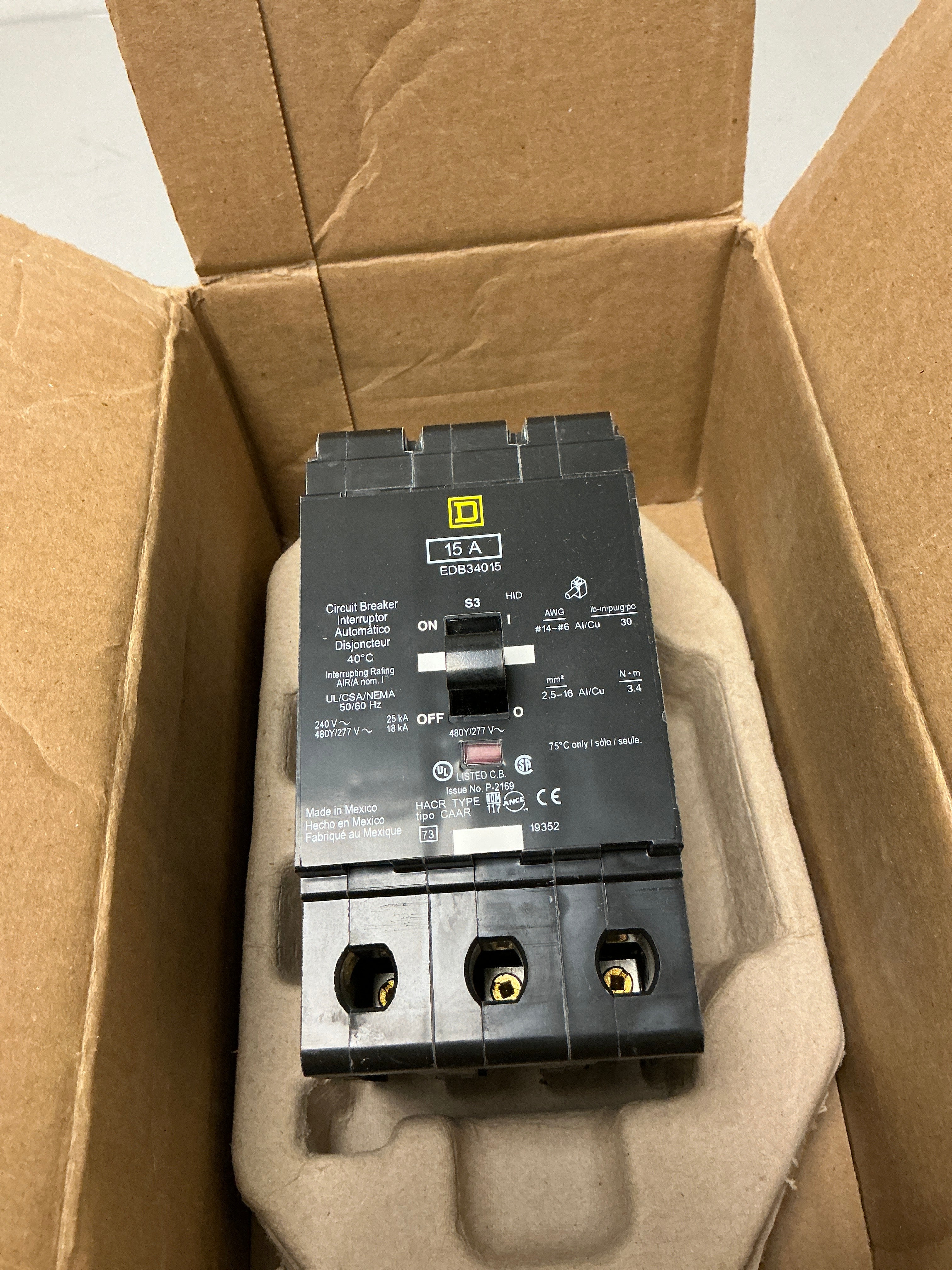 New Square D EDB34015 3 Pole, 15 Amps, 480 Volts Circuit Breaker