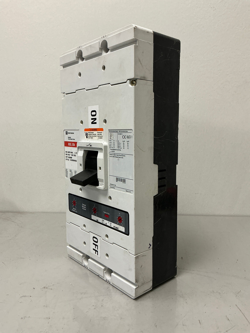 Used Cutler-Hammer MDL3800F 3 Pole, 800 Amps, 600 Volts, Circuit Breaker