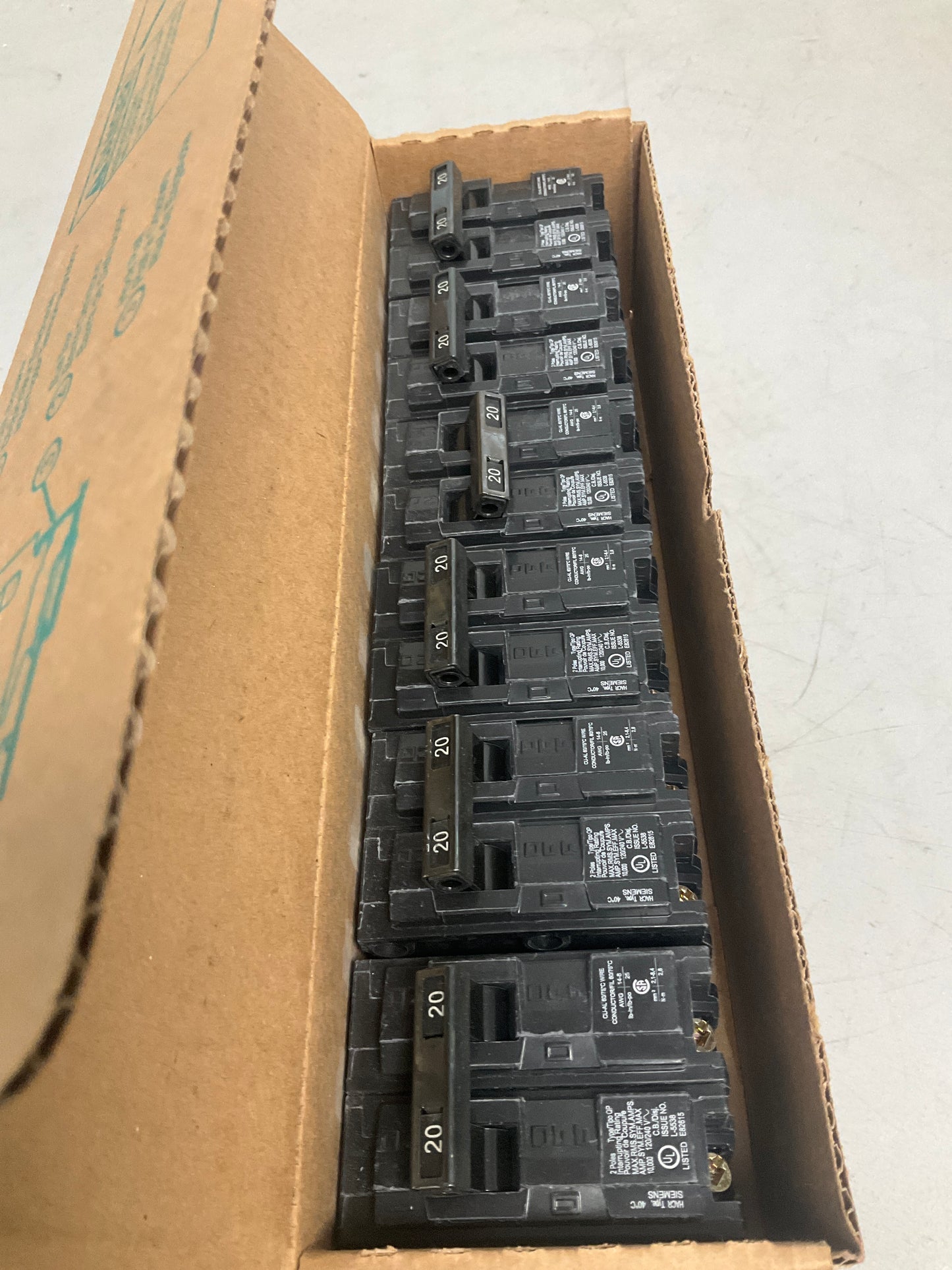 New Siemens Q220 2 Poles, 20 Amps, 240 Volts