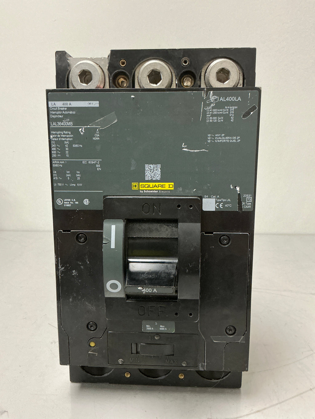 *CHIPPED* Used Square D LAL36400MB 3 Pole, 400 Amps, 600 Volts, Circuit Breaker