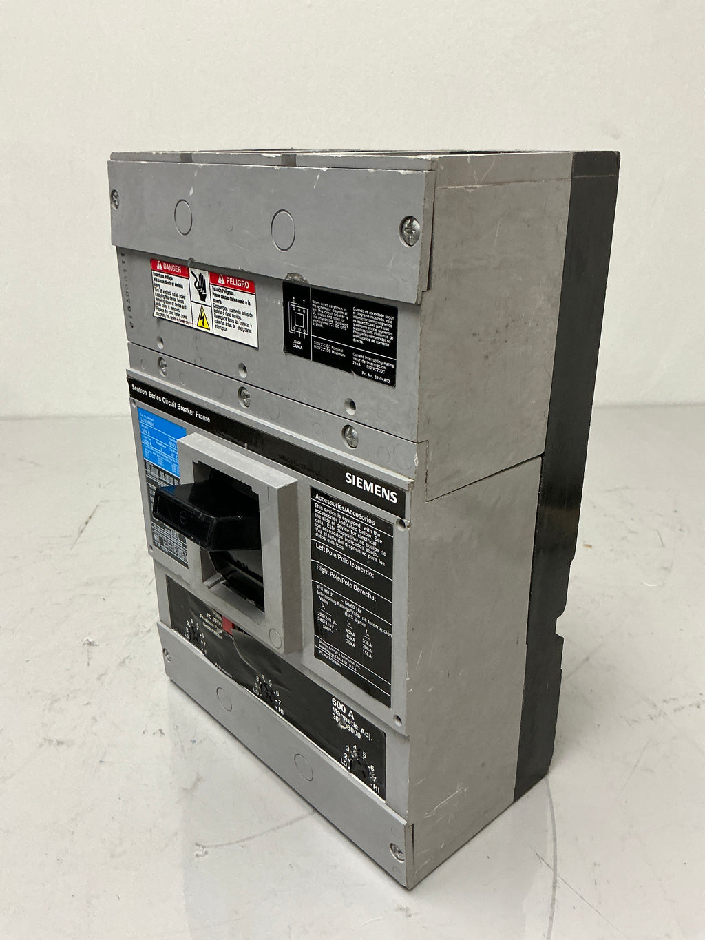 Used Siemens LD63F600 3 Pole, 600 Amps, 600 Volts Circuit Breaker