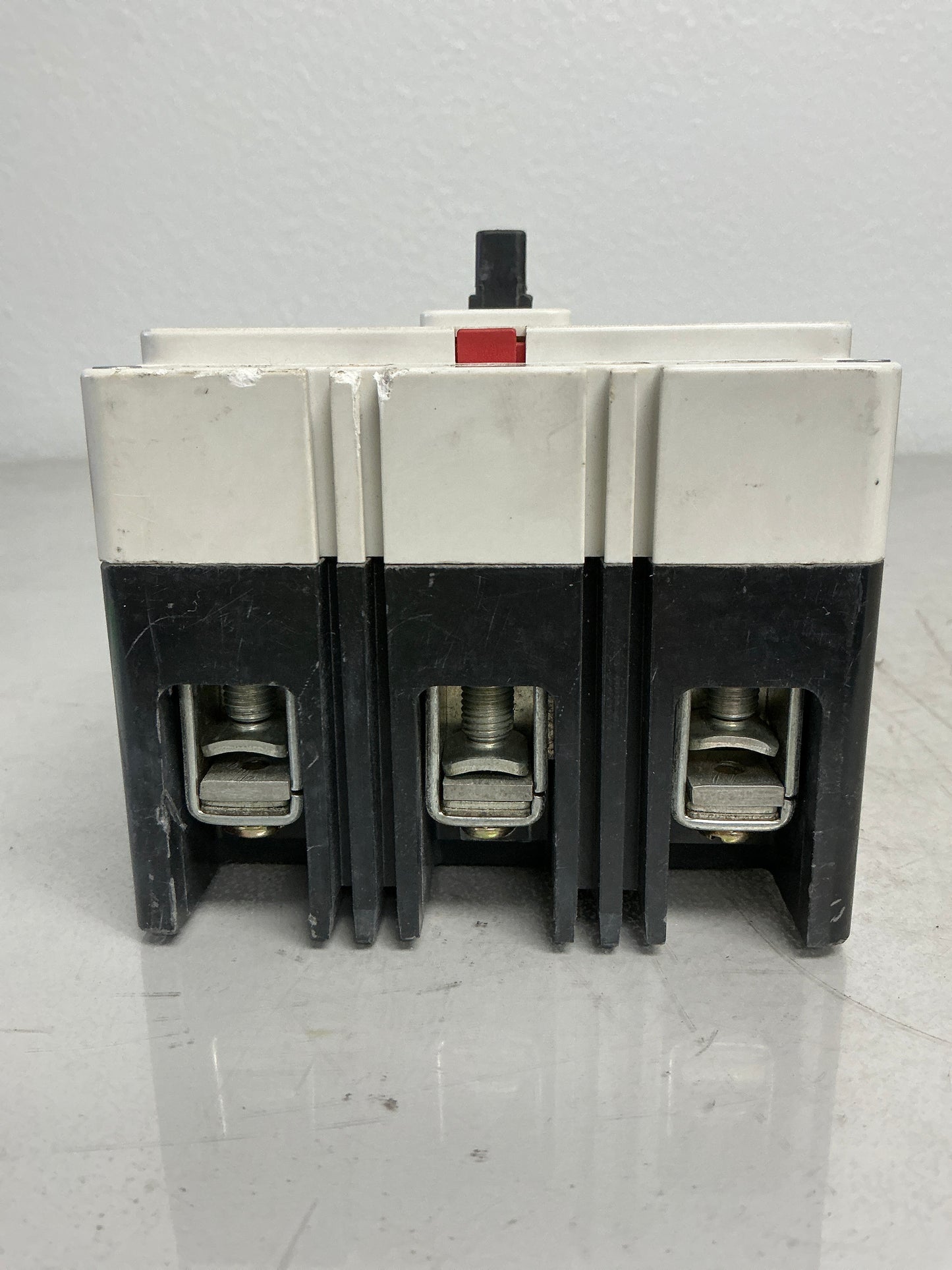 Used HFD3050L 3 Poles, 50 Amps, 600 Volts