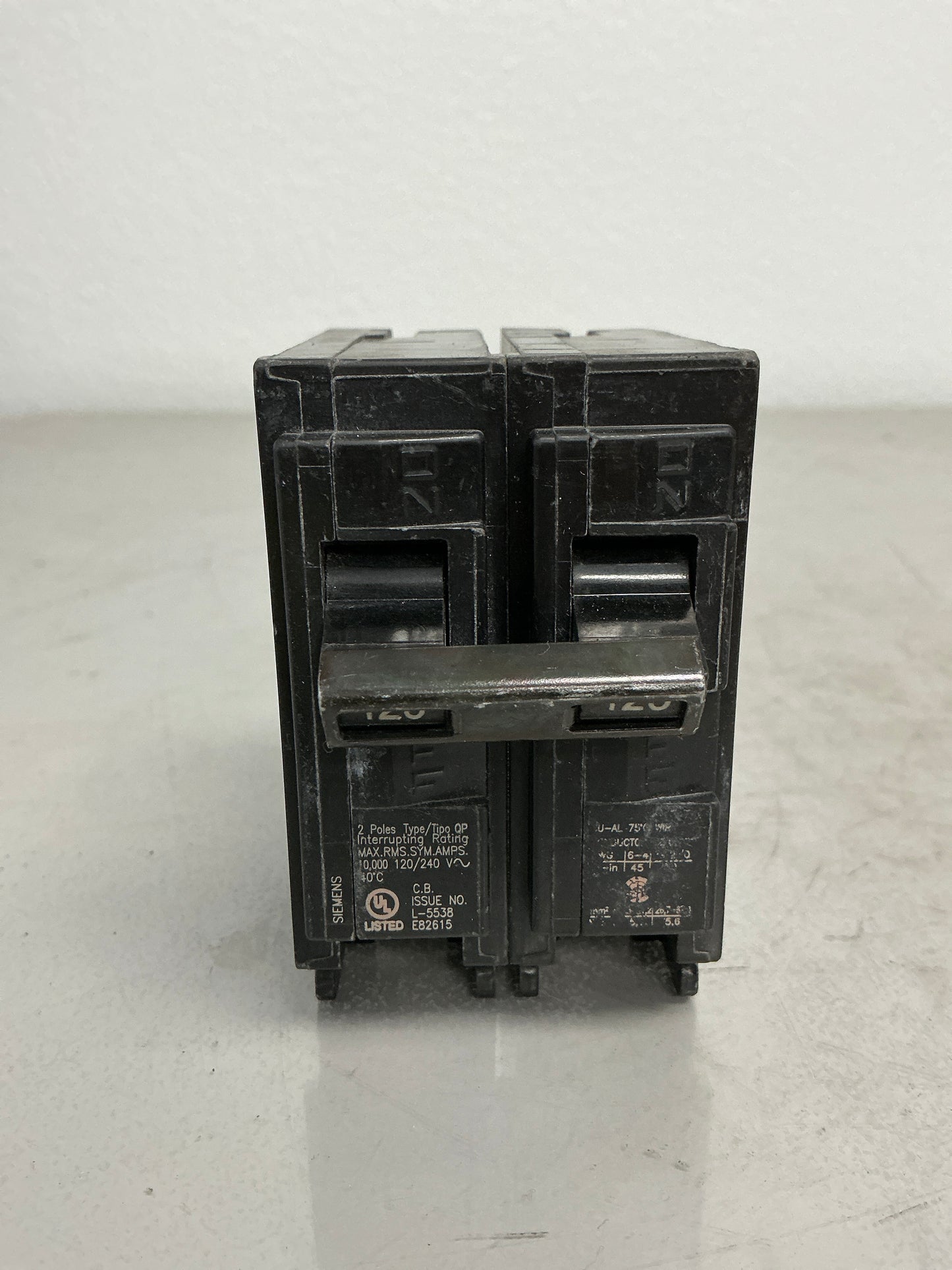 Used Siemens Q2125 2 Pole, 125 Amps, 240 Volts