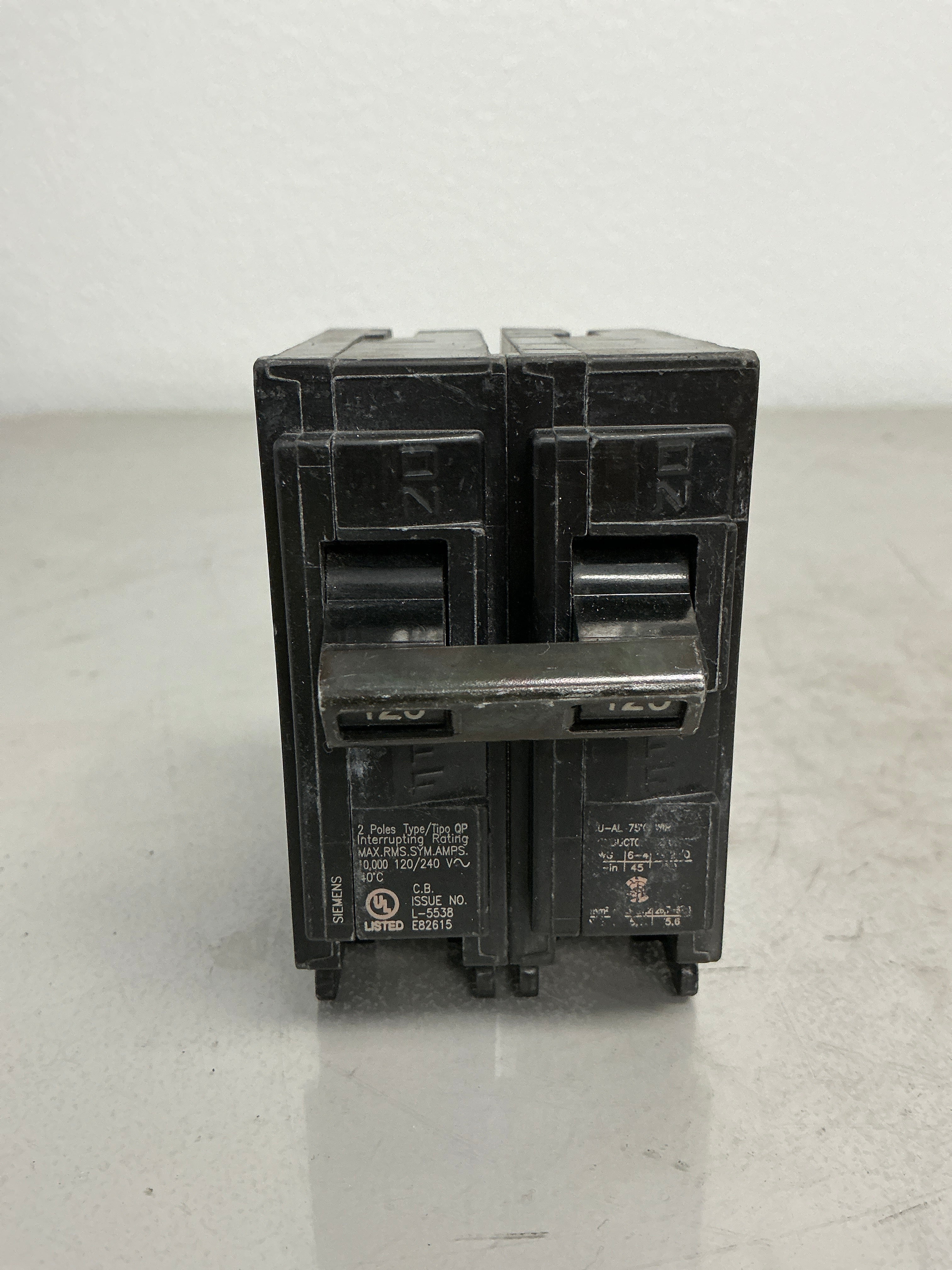 Used Siemens Q2125 2 Pole, 125 Amps, 240 Volts