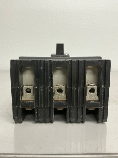 *CHIPPED* Used Square D FAL34030 3 Pole, 30 Amps, 480 Volt