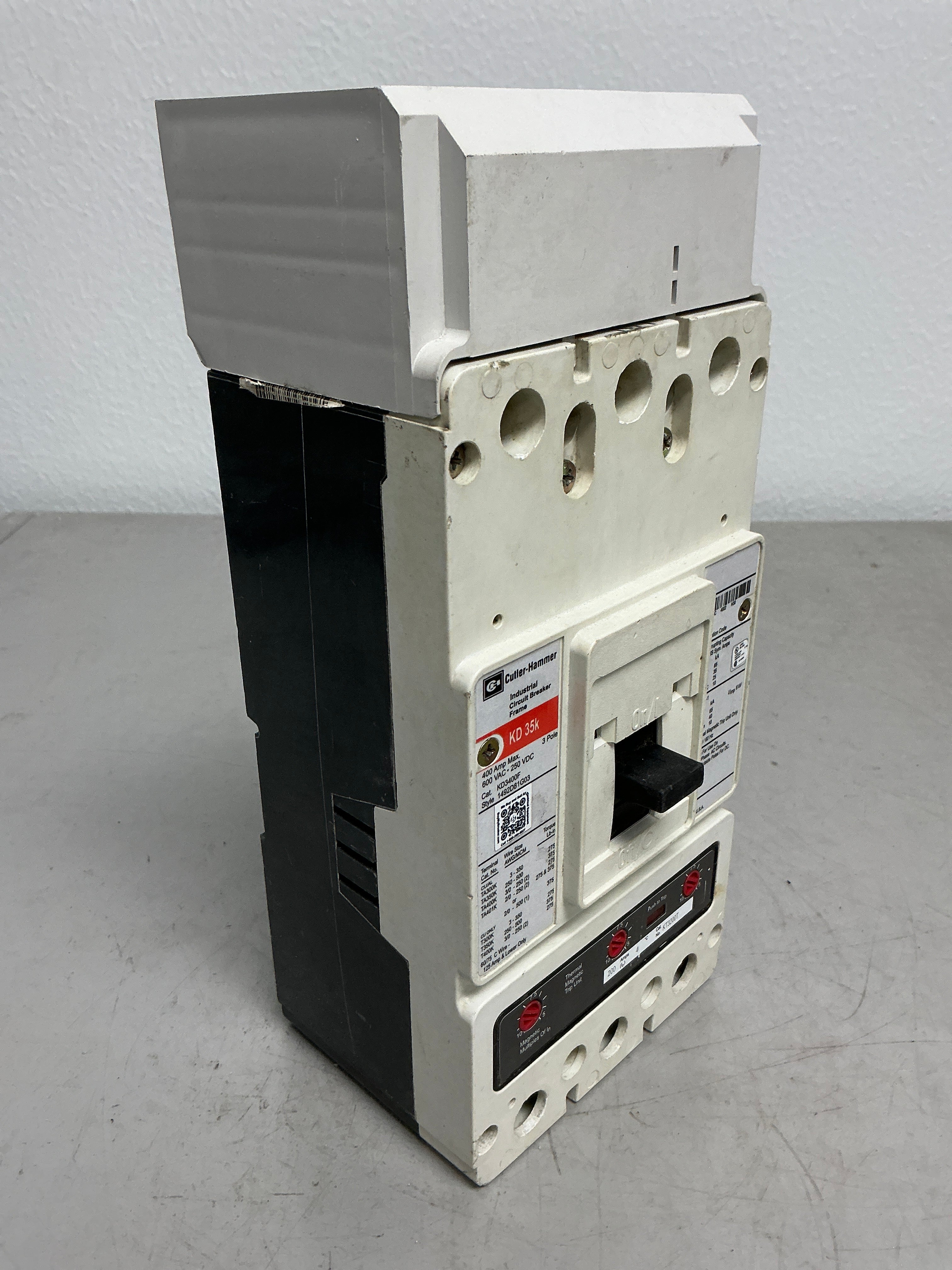 New KD3200 3 Pole, 400 Amps, 600 Volts