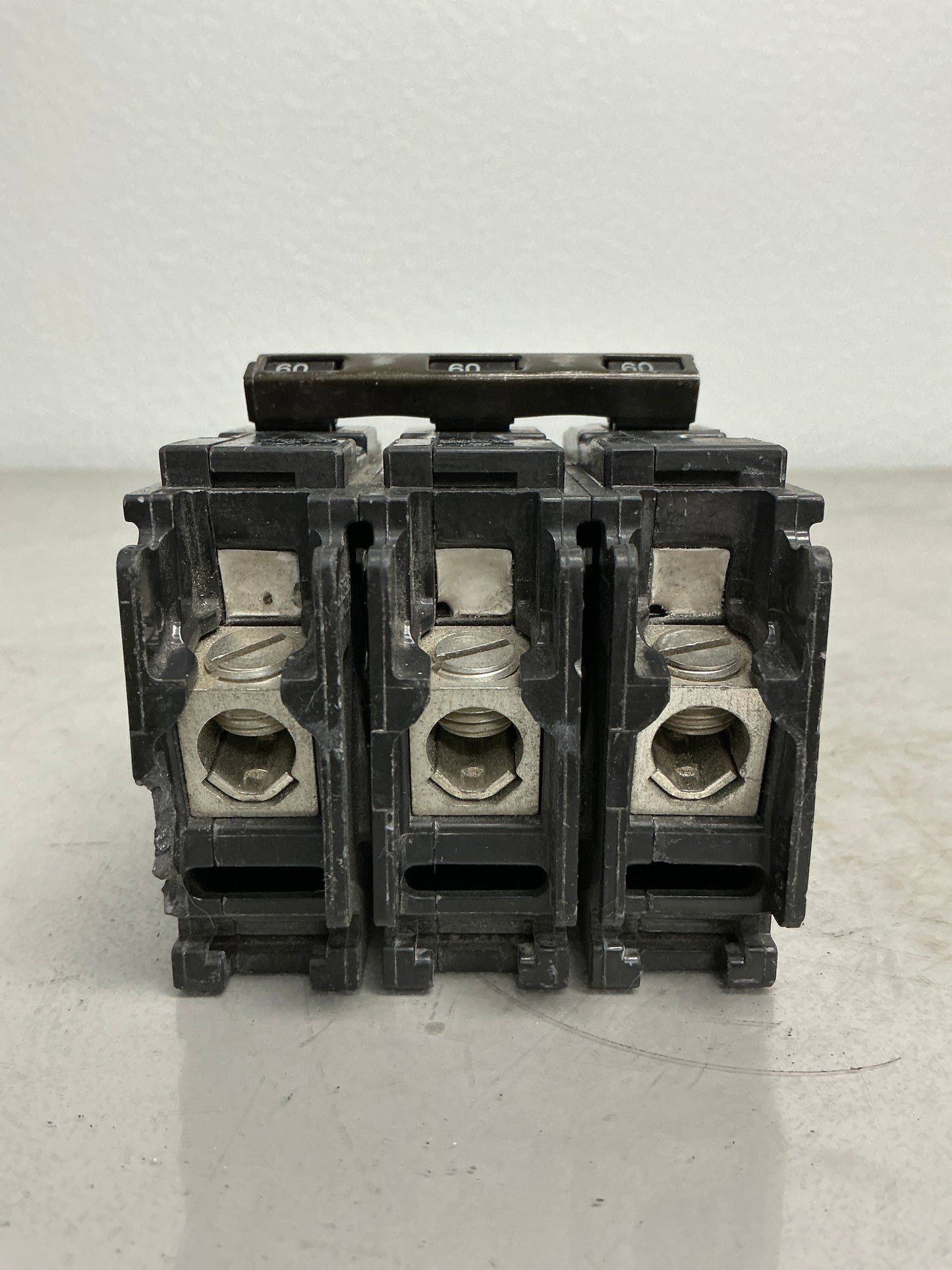 *CHIPPED* Used Q360 3 Pole, 60 Amps, 240 Volts